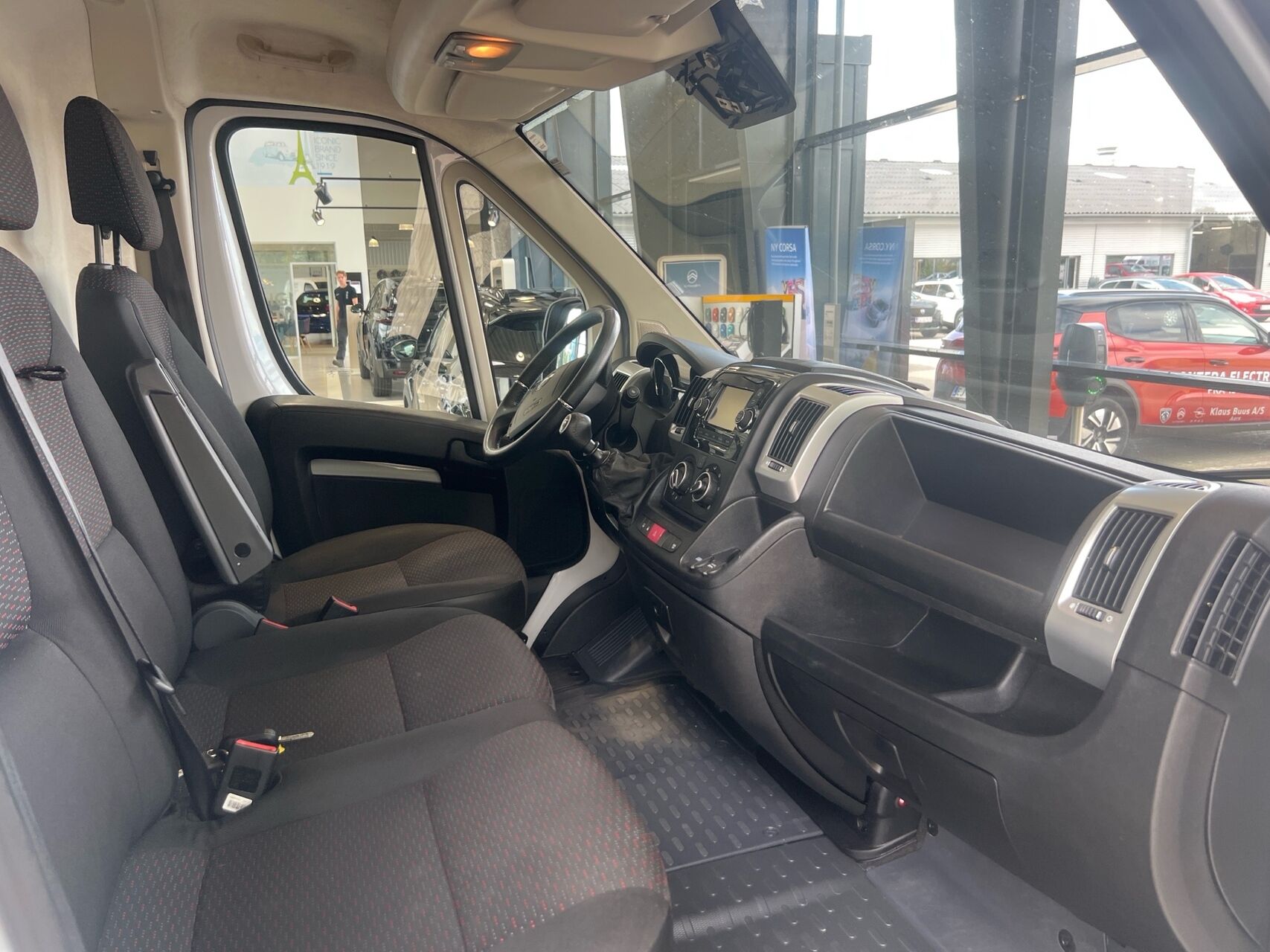 Billede af Opel Movano 35 L2H2 2,2 BlueHDi Enjoy 140HK Van 6g