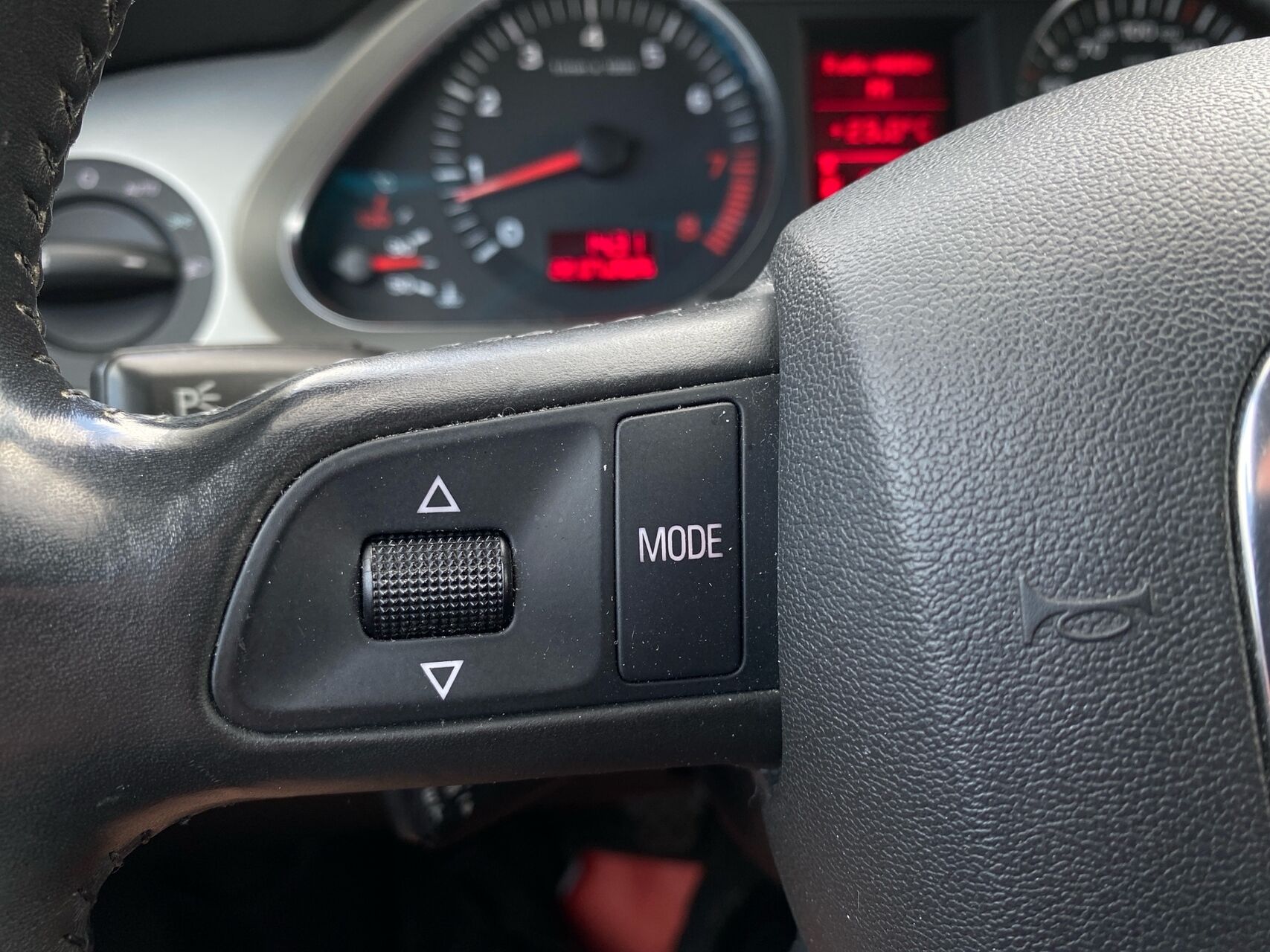 Billede af Audi A6 2,4 V6 177HK 6g