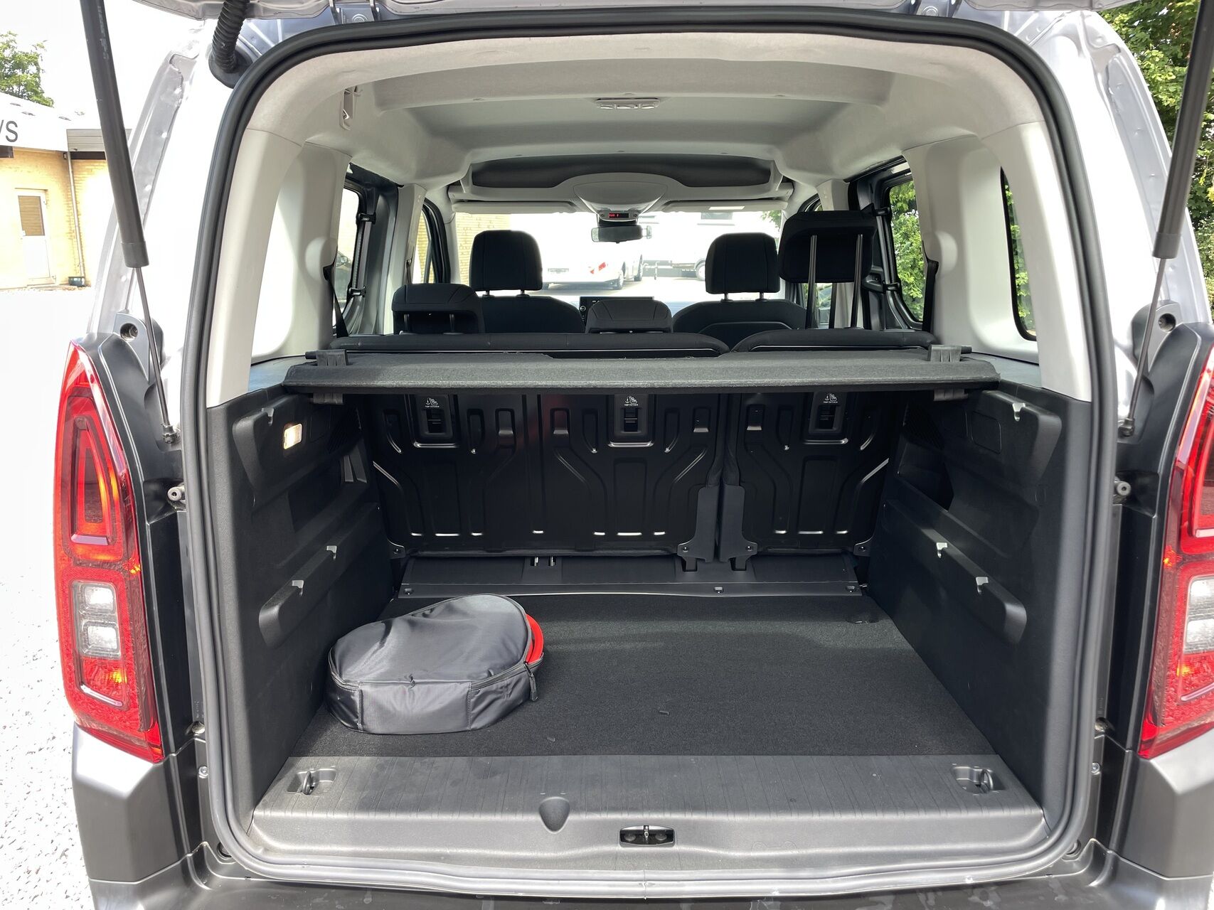 Billede af Citroën e-Berlingo EL VTR Sport XL 136HK Aut.