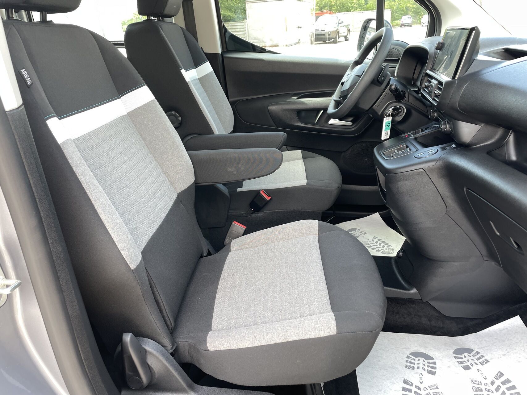 Billede af Citroën e-Berlingo EL VTR Sport XL 136HK Aut.