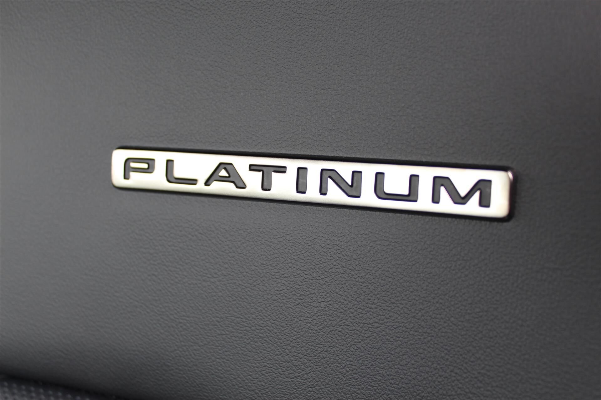 Billede af Ford Ranger Double Cab 3,0 EcoBlue Platinum e-4WD 240HK Pick-Up 10g Aut.