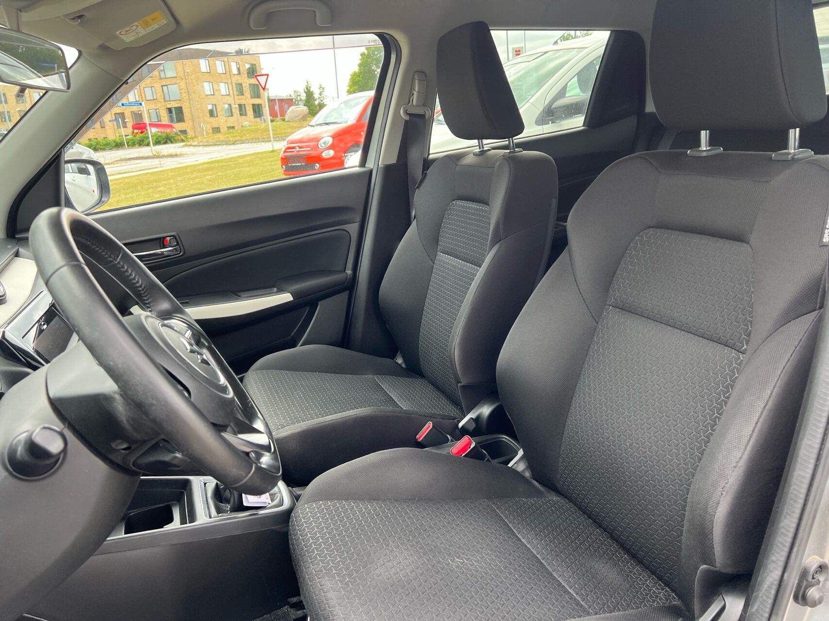 Billede af Suzuki Swift 1,2 Dualjet Action AEB 90HK 5d