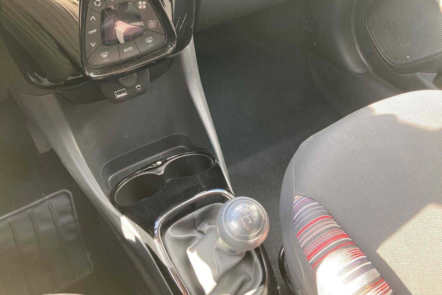 Billede af Citroën C1 1,0 VTi Shine 72HK 5d