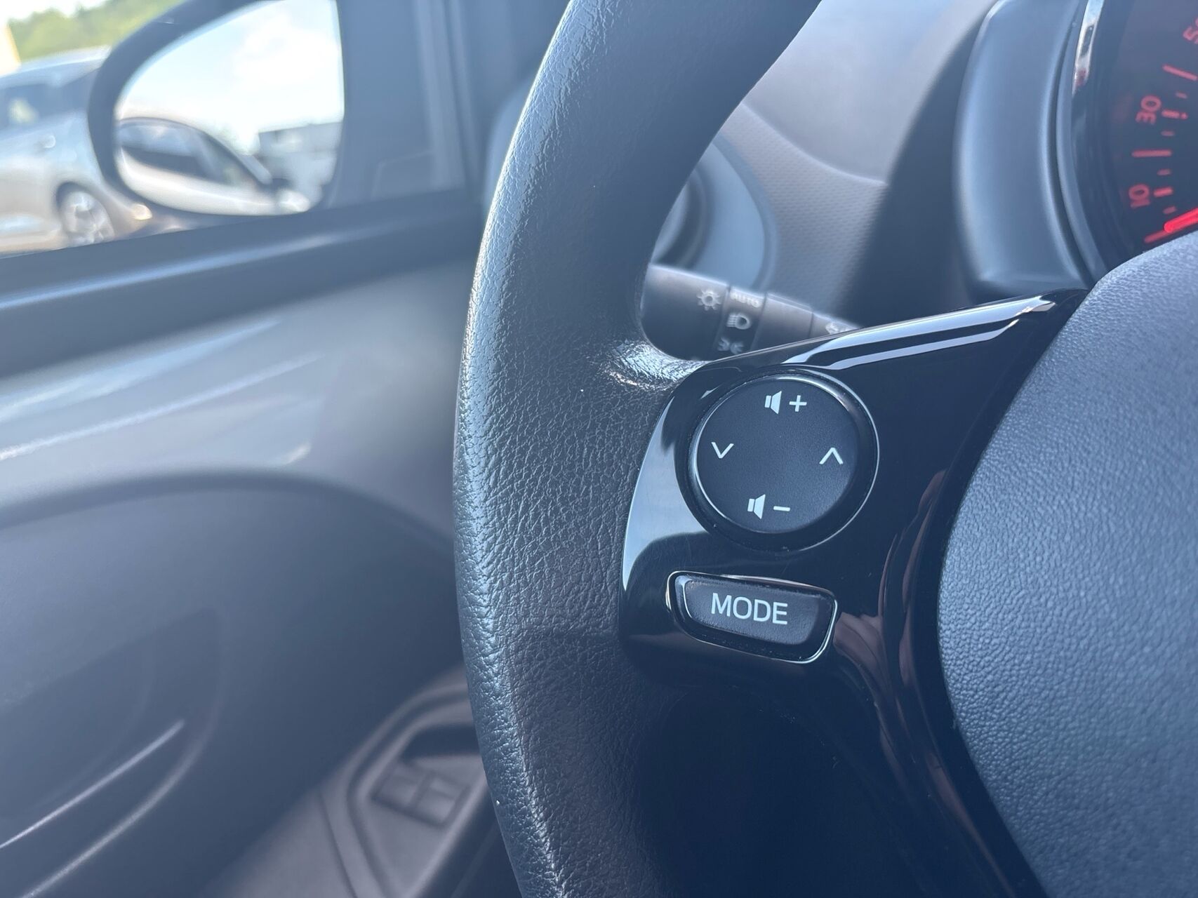 Billede af Citroën C1 1,0 VTi Street 72HK 5d