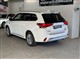 Billede af Mitsubishi Outlander 2,4 PHEV  Plugin-hybrid Invite 4WD 224HK 5d 6g Trinl. Gear
