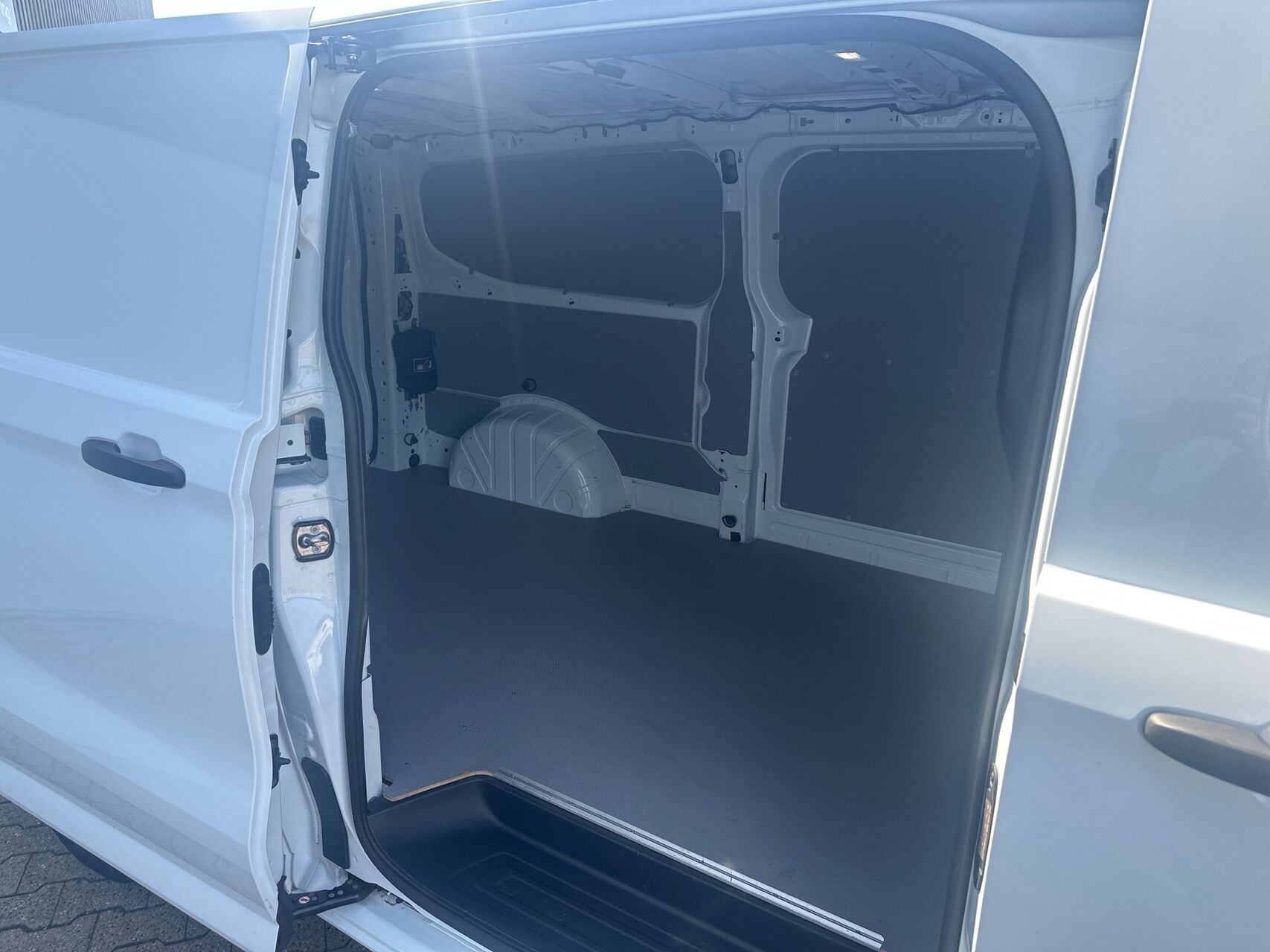 Billede af Ford Transit Custom 300 L2H1 2,0 EcoBlue Trend 136HK Van 6g