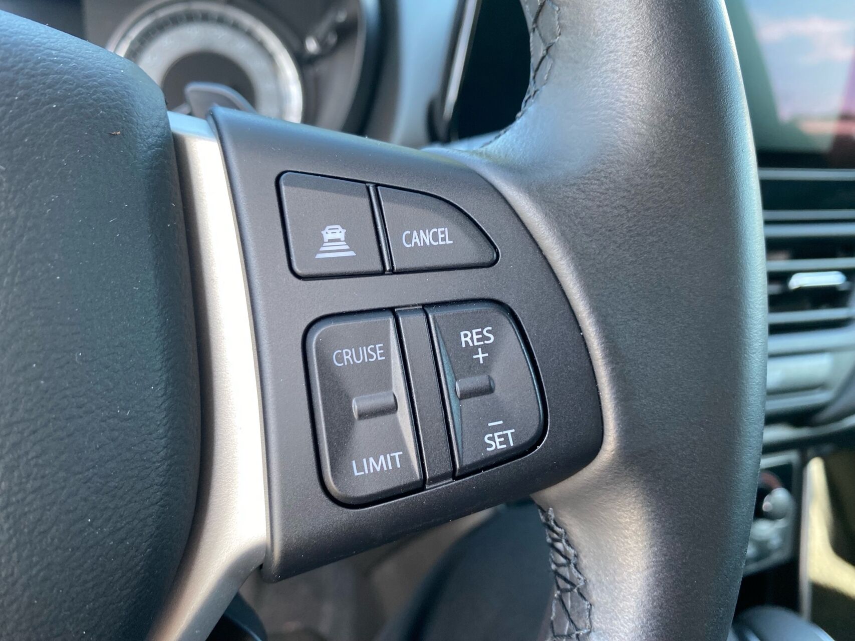 Billede af Suzuki S-Cross 1,5 Hybrid Active Hybrid AGS 102HK 5d 6g Aut.