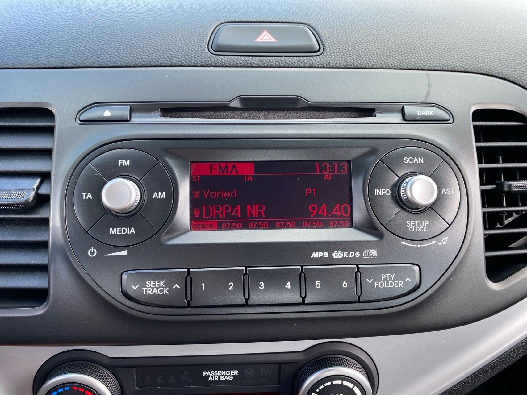 Billede af Kia Picanto 1,0 World Cup Clim 69HK 5d