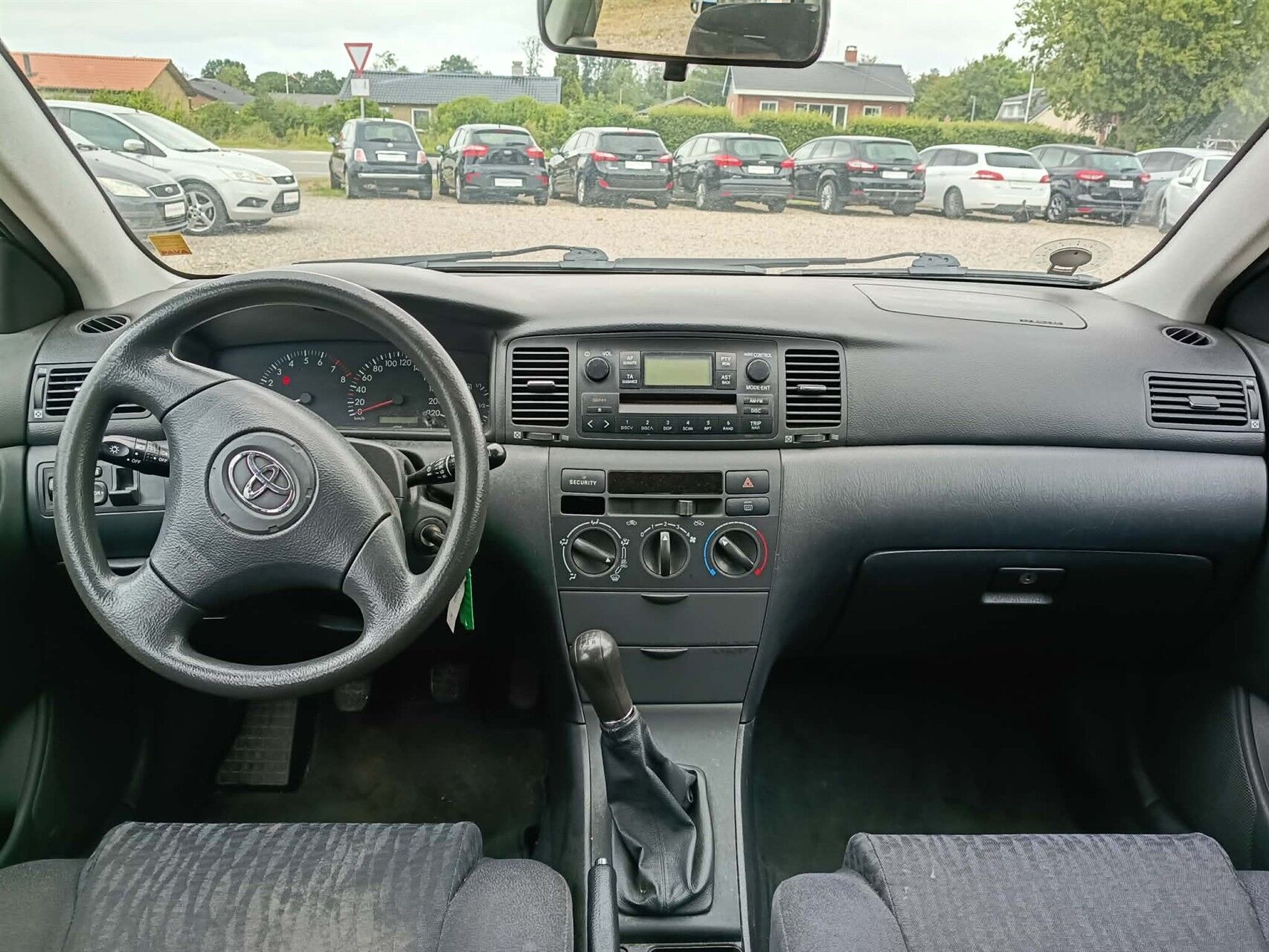 Billede af Toyota Corolla 1,6 Linea Terra 110HK 3d
