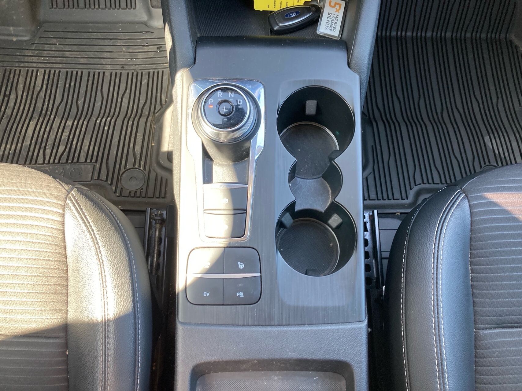 Billede af Ford Kuga 2,5 Plugin-hybrid Titanium X CVT 225HK 5d Trinl. Gear