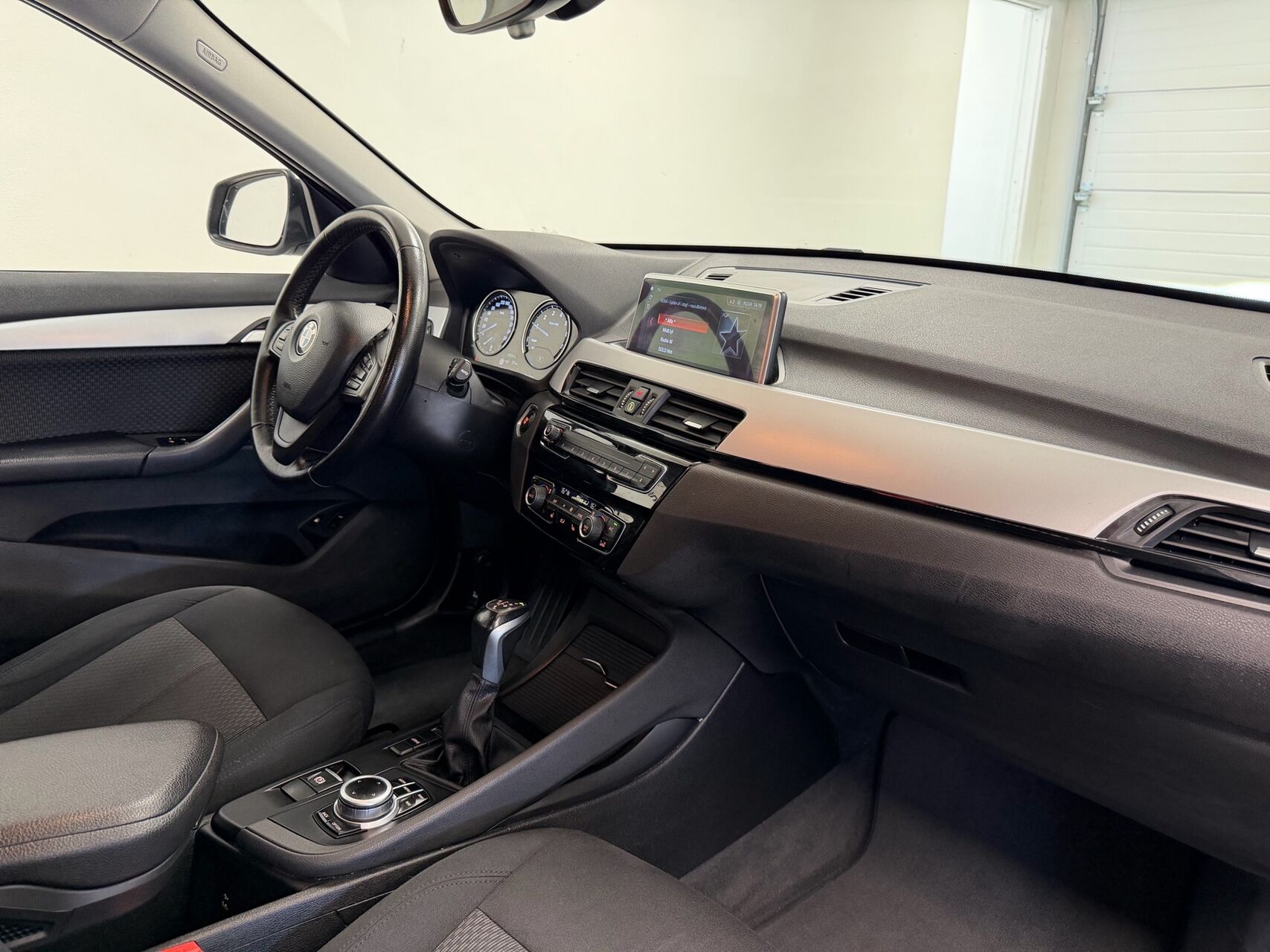 Billede af BMW X1 25e 1,5 Plugin-hybrid Advantage XDrive Steptronic 220HK 5d 6g Aut.