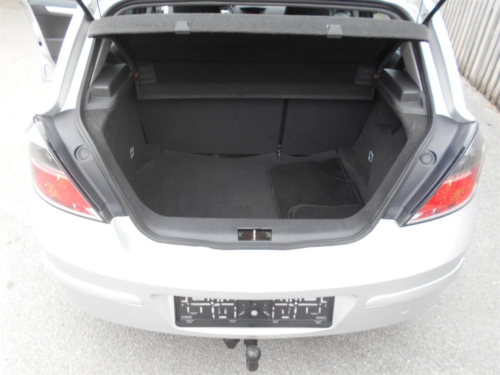 Billede af Opel Astra 1,6 115HK 5d