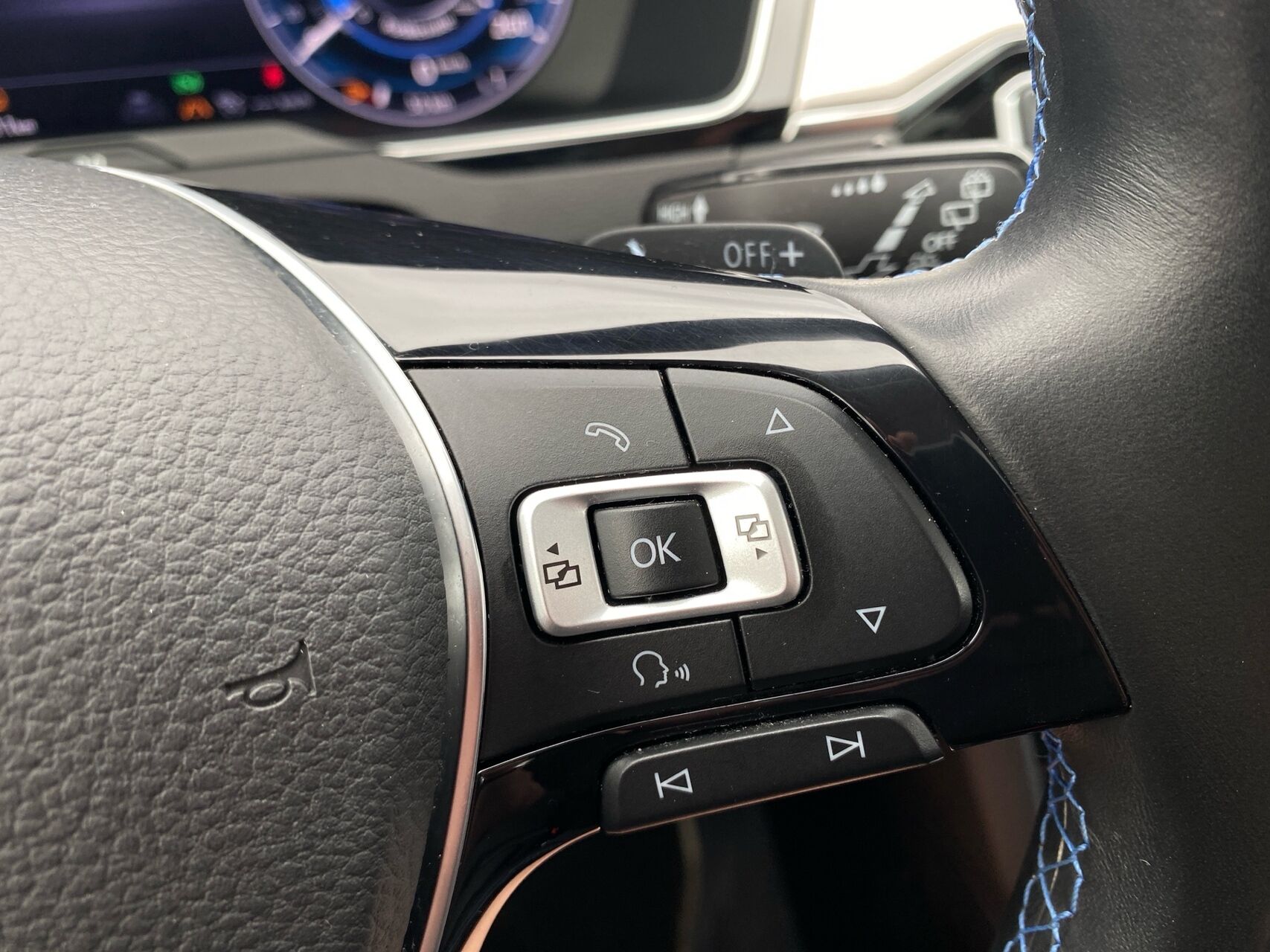 Billede af VW Passat Variant 1,4 TSI  Plugin-hybrid GTE DSG 218HK Stc 6g Aut.