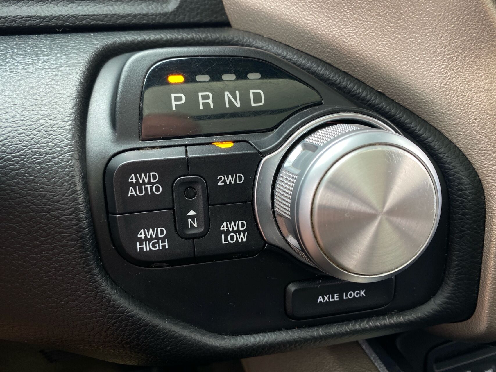 Billede af Dodge Ram 1500 5,7 V8 Hemi 401HK Pick-Up Aut.