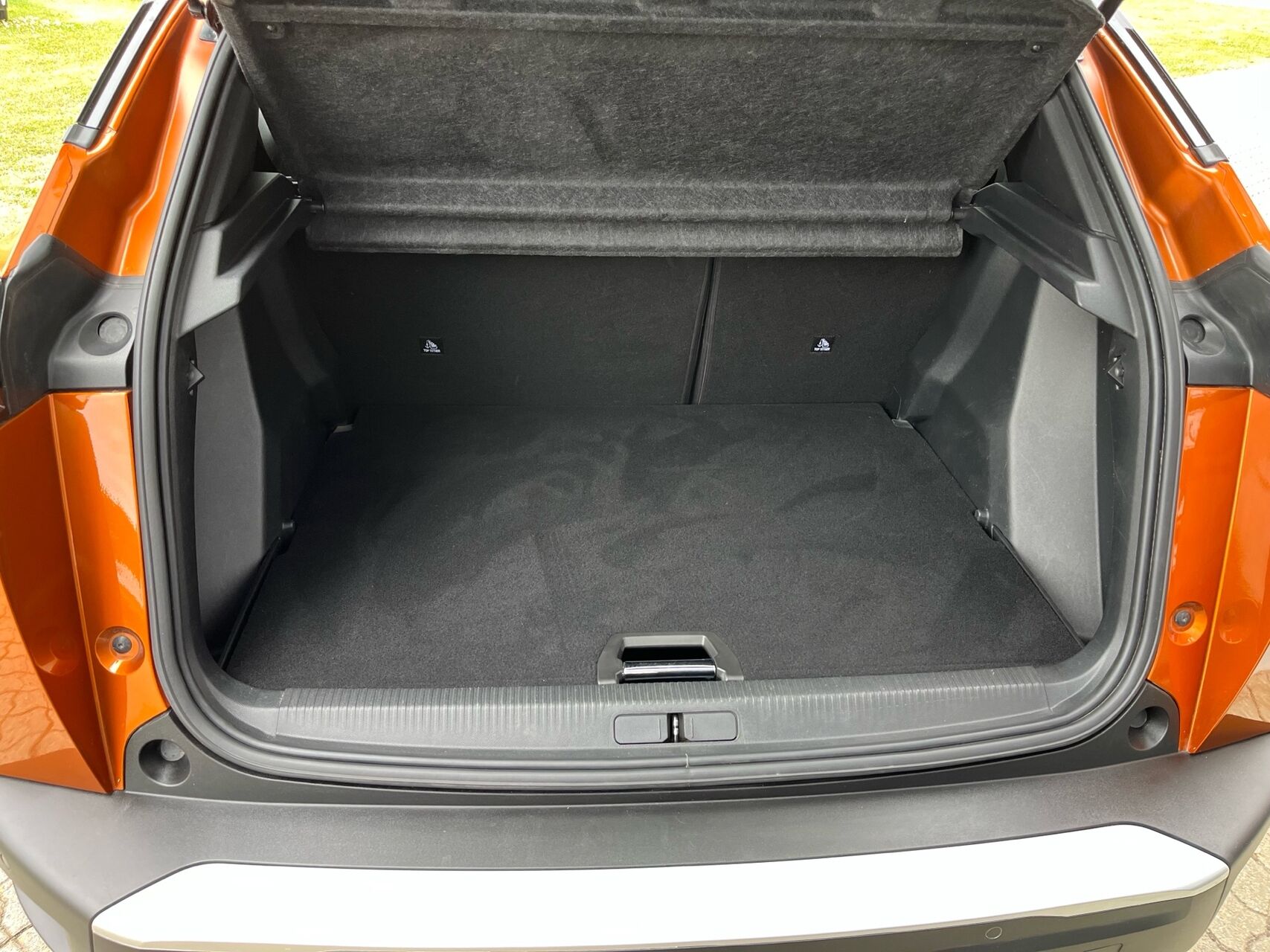 Billede af Peugeot e-2008 EL GT 136HK 5d Aut.