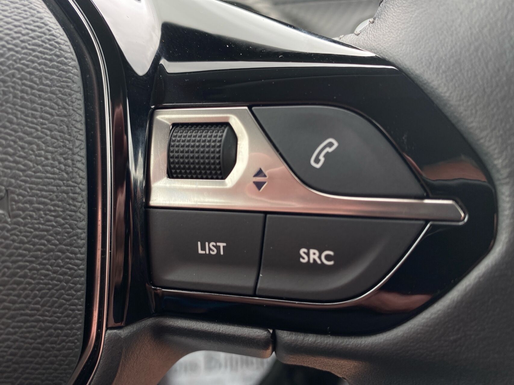 Billede af Peugeot 208 1,2 PureTech Platin Pack 100HK 5d 6g