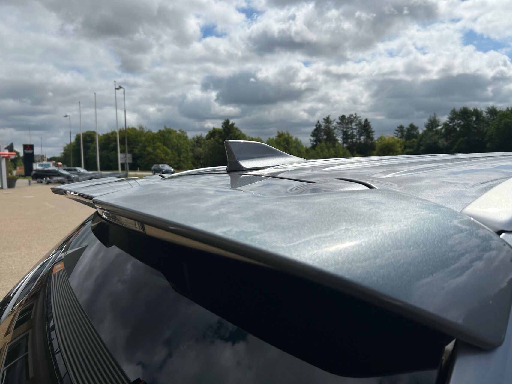 Billede af Mitsubishi Outlander 2,4 PHEV  Plugin-hybrid Intense 4WD 224HK 5d 6g Trinl. Gear