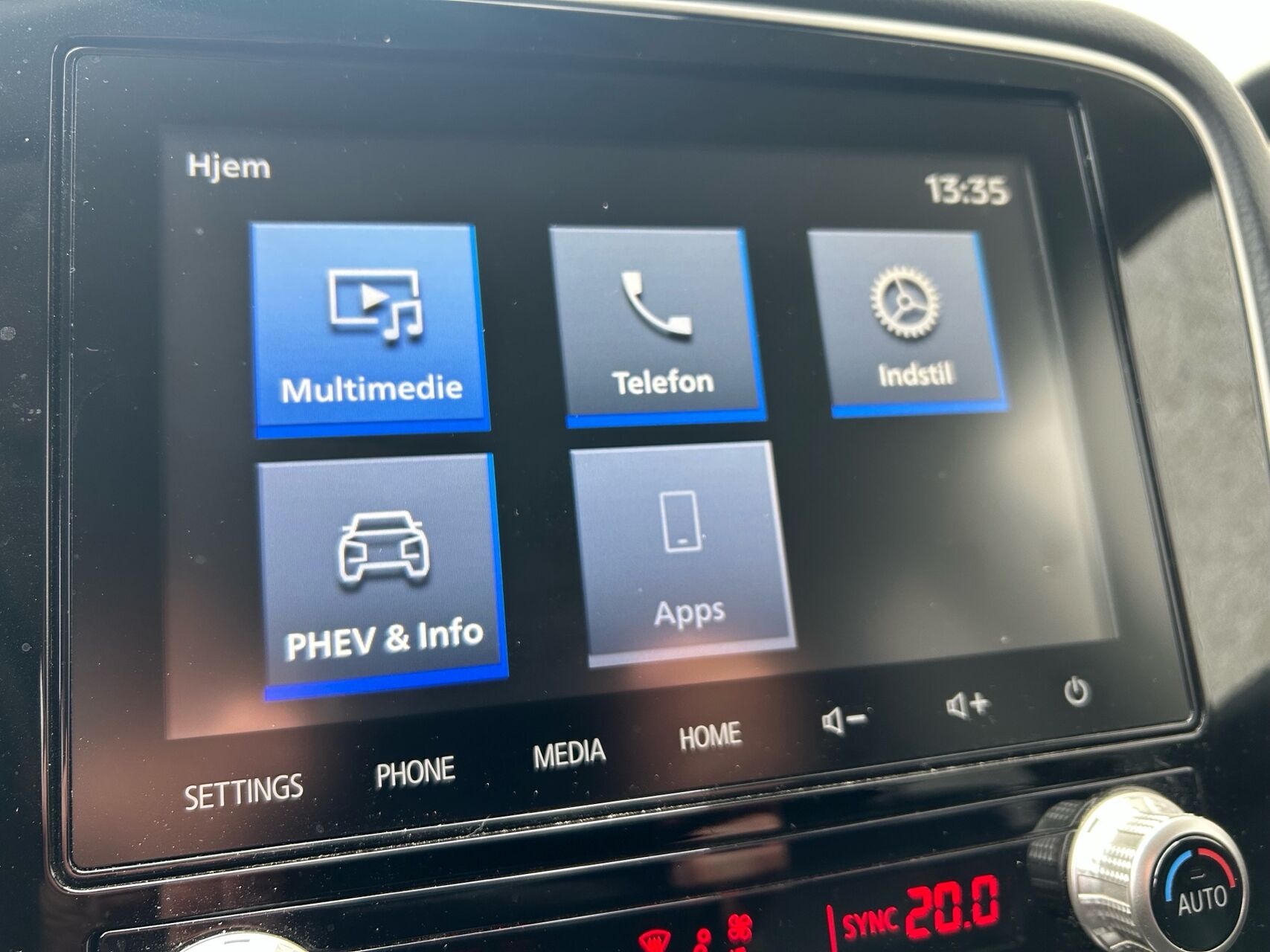 Billede af Mitsubishi Outlander 2,4 PHEV  Plugin-hybrid Intense 4WD 224HK 5d 6g Trinl. Gear