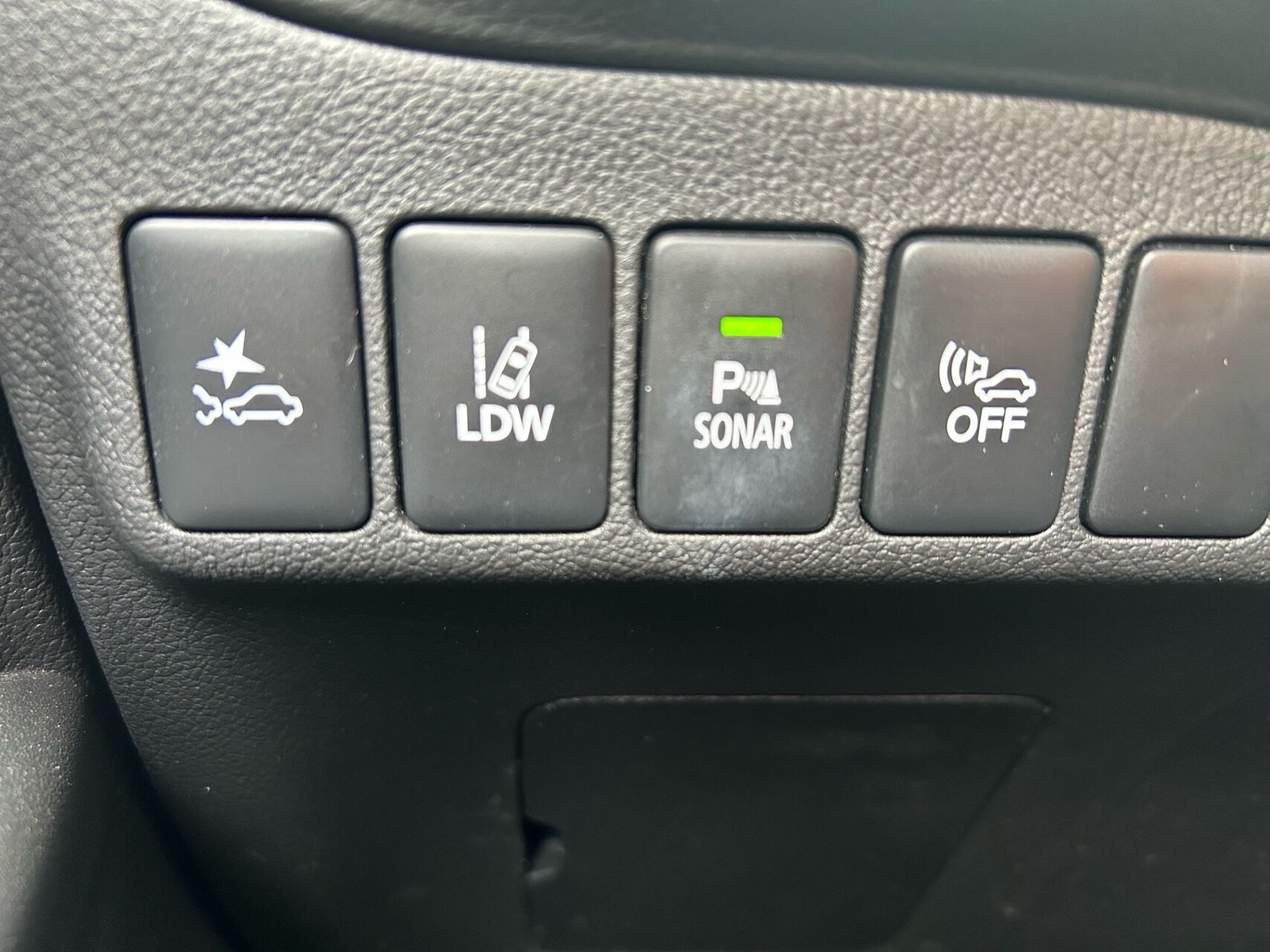 Billede af Mitsubishi Outlander 2,4 PHEV  Plugin-hybrid Intense 4WD 224HK 5d 6g Trinl. Gear