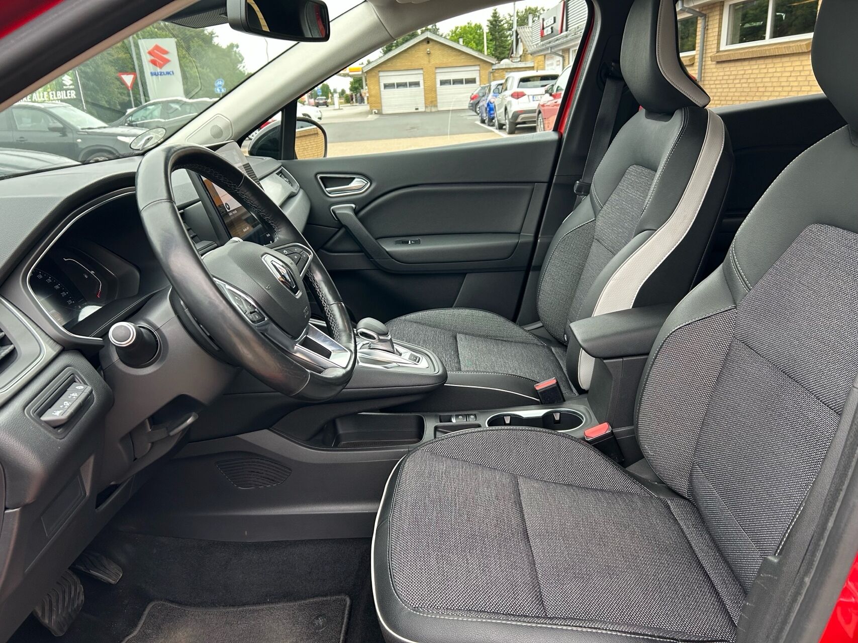 Billede af Renault Captur 1,3 TCE GPF Intens EDC 130HK 5d 7g Aut.