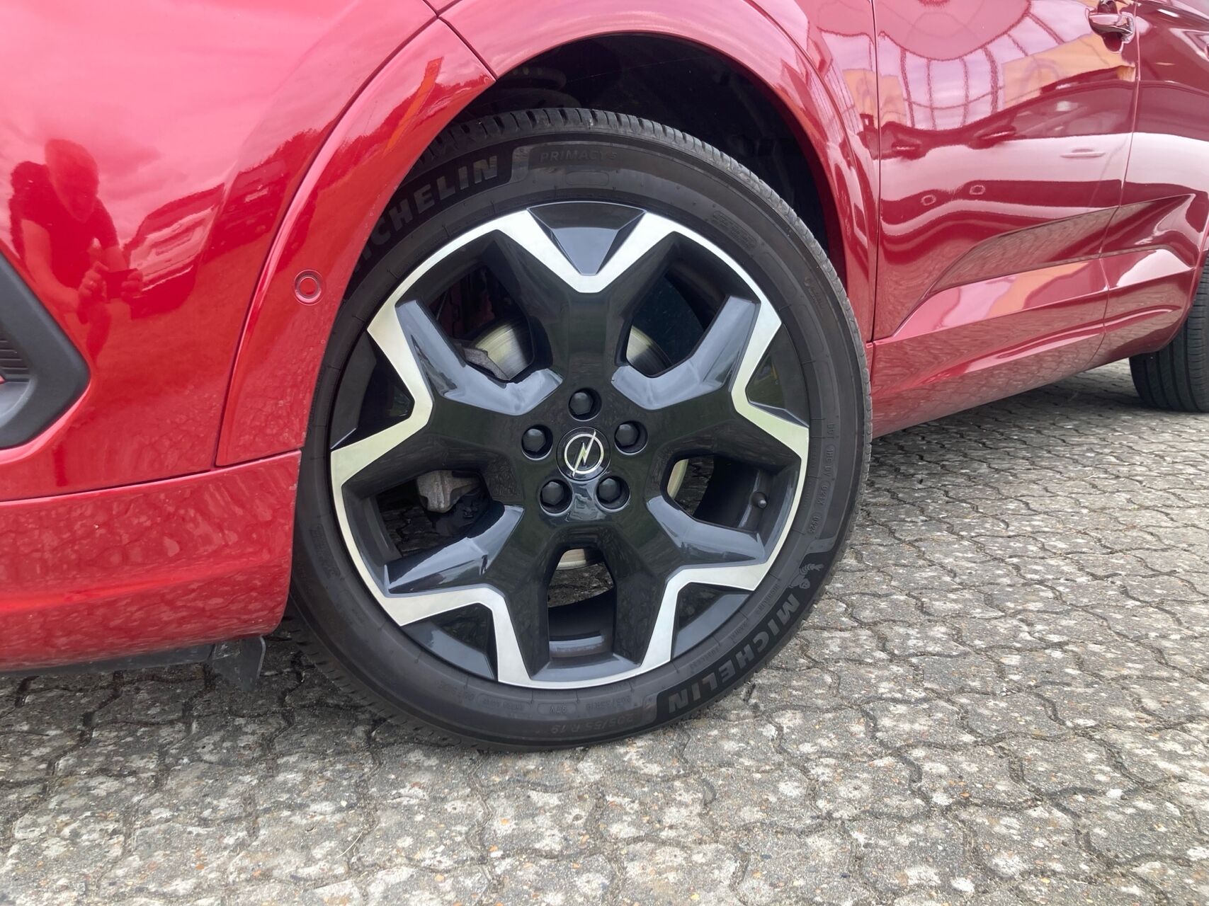 Billede af Opel Grandland 1,5 BlueHDi Elegance EAT8 130HK 5d 8g Aut.