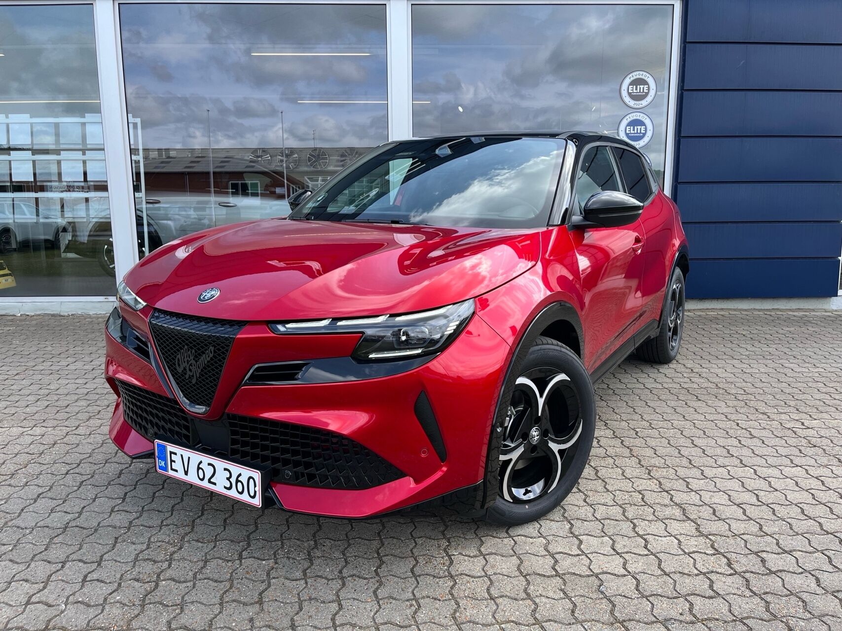 Billede af Alfa Romeo Junior EL Speciale 156HK 5d Aut.