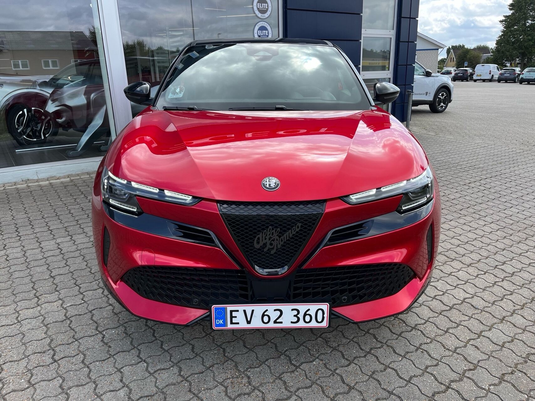 Billede af Alfa Romeo Junior EL Speciale 156HK 5d Aut.