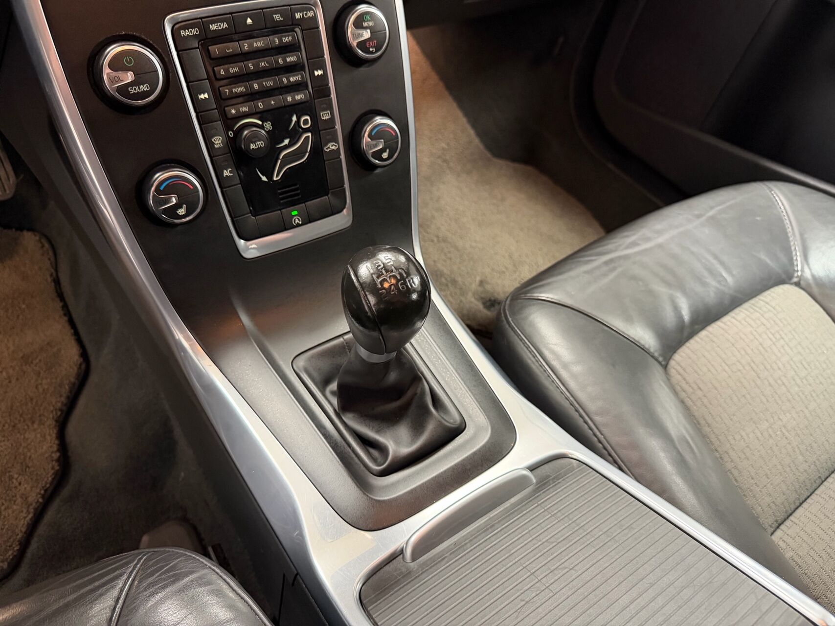 Billede af Volvo V70 2,0 D3 Kinetic 136HK Stc 6g