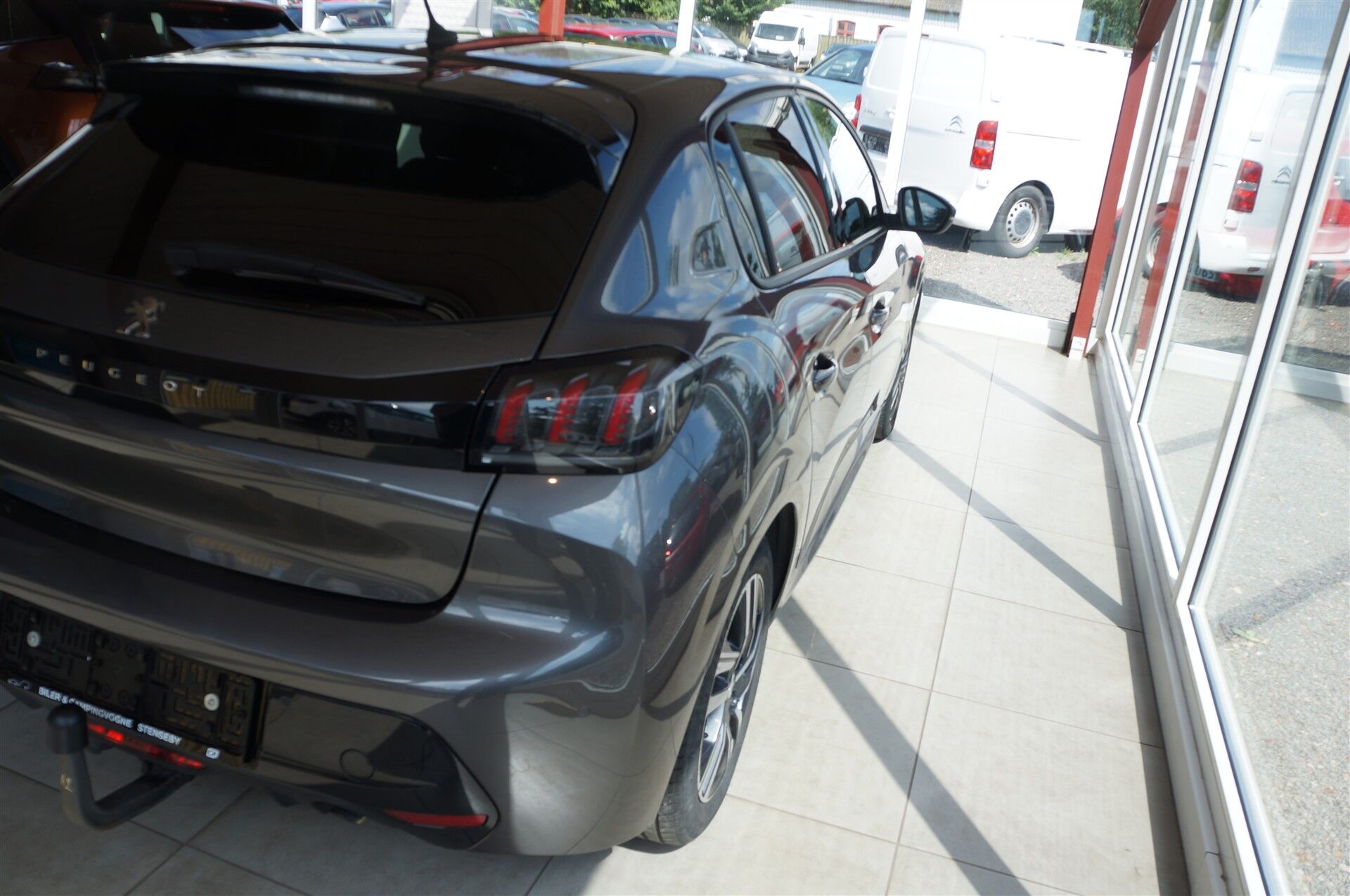 Billede af Peugeot 208 1,2 PureTech Allure 100HK 5d 6g