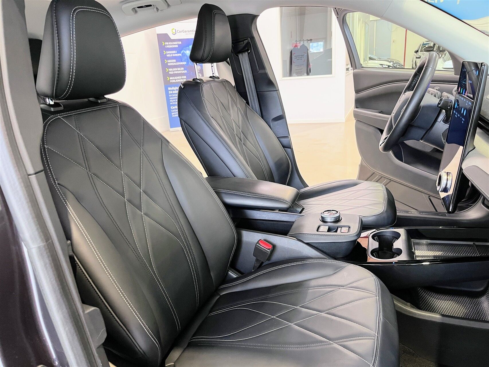 Billede af Ford Mustang Mach-E EL UR 294HK 5d Aut.