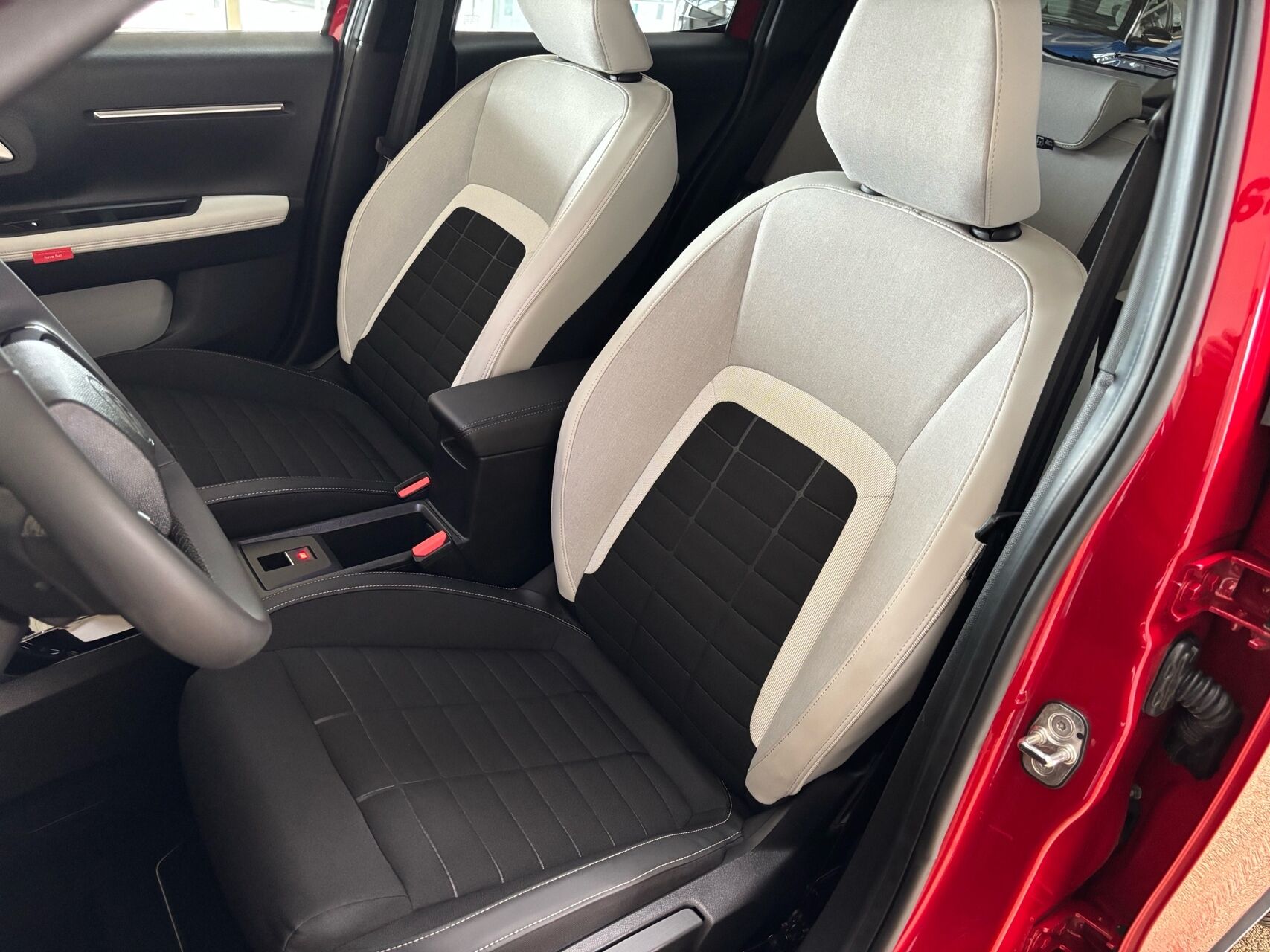 Billede af Citroën e-C3 EL Max 113HK 5d Aut.