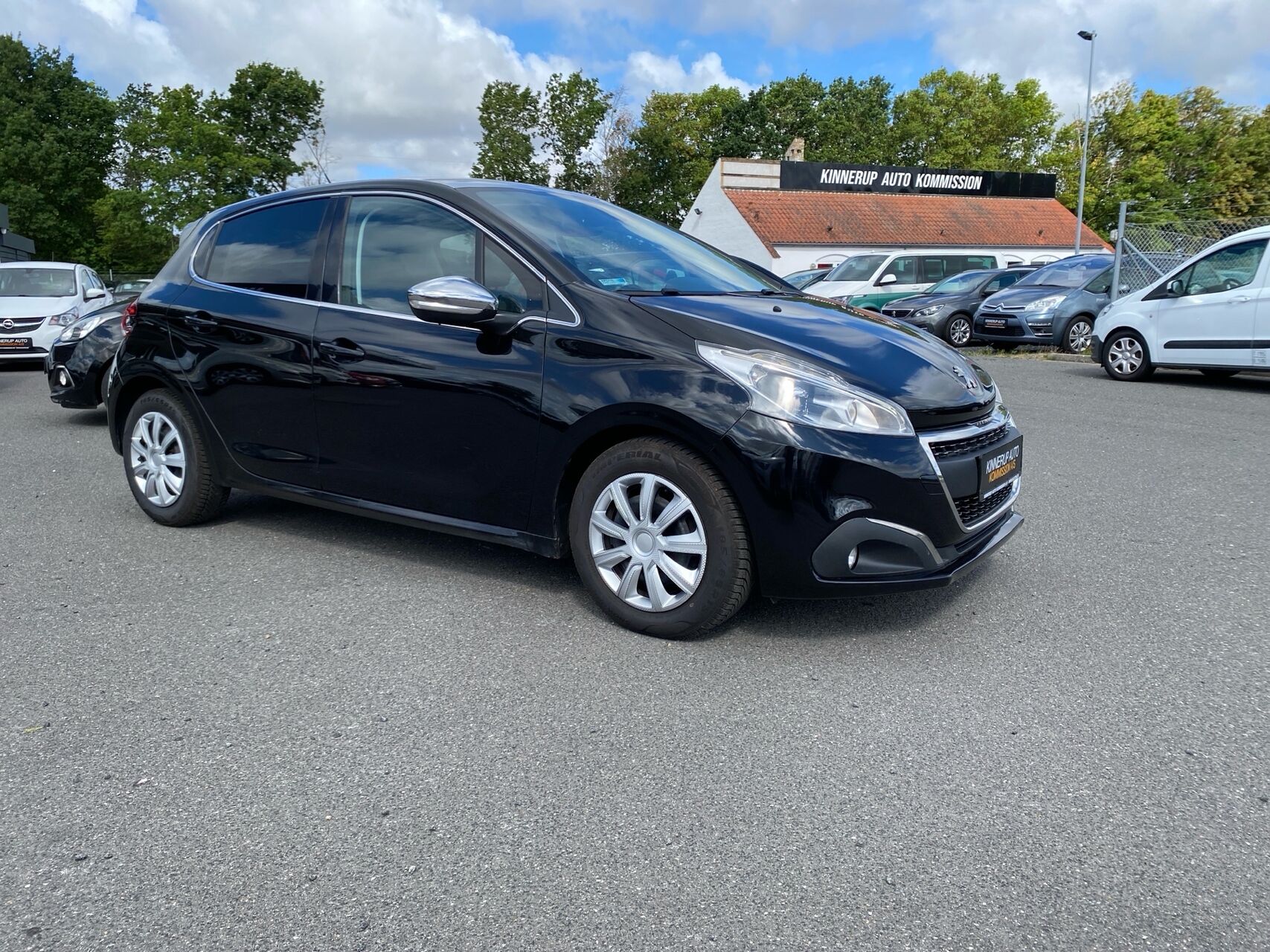 Billede af Peugeot 208 1,6 BlueHDi Desire Sky 100HK 5d