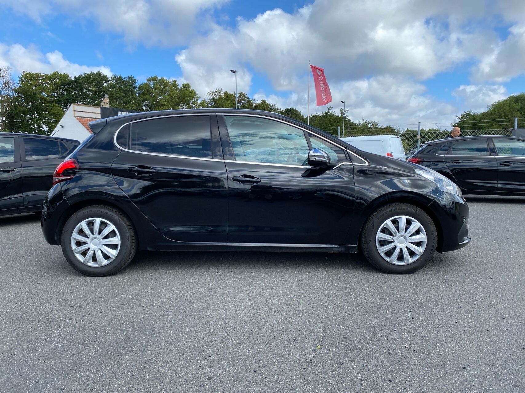 Billede af Peugeot 208 1,6 BlueHDi Desire Sky 100HK 5d