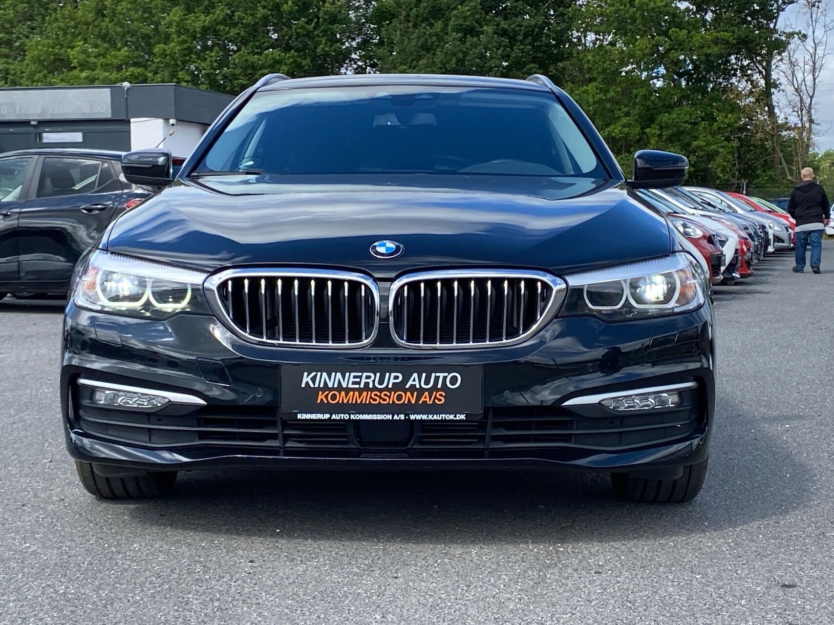 Billede af BMW 520d Touring 2,0 D Connected Steptronic 190HK Stc 8g Aut.