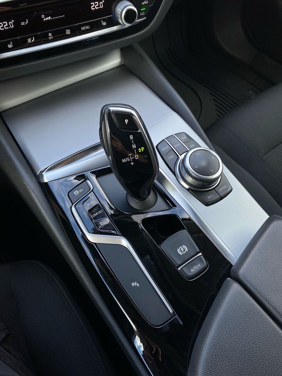 Billede af BMW 520d Touring 2,0 D Connected Steptronic 190HK Stc 8g Aut.