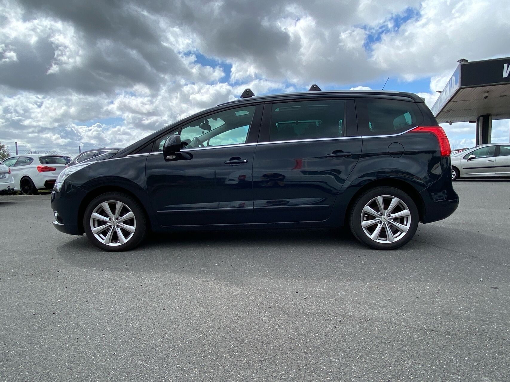 Billede af Peugeot 5008 1,6 e-HDi Active 112HK 5d 6g Aut.