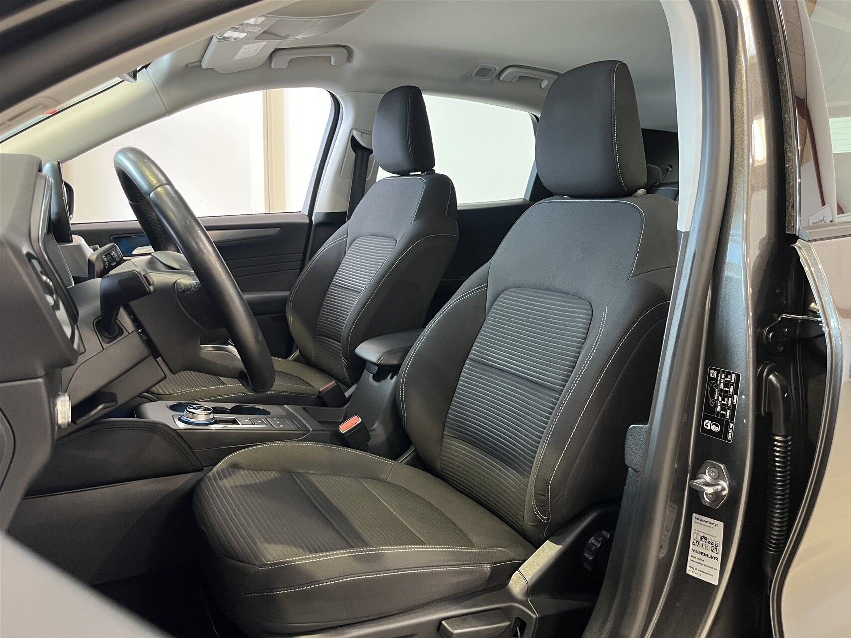 Billede af Ford Kuga 2,5 Plugin-hybrid Titanium CVT 225HK 5d Trinl. Gear