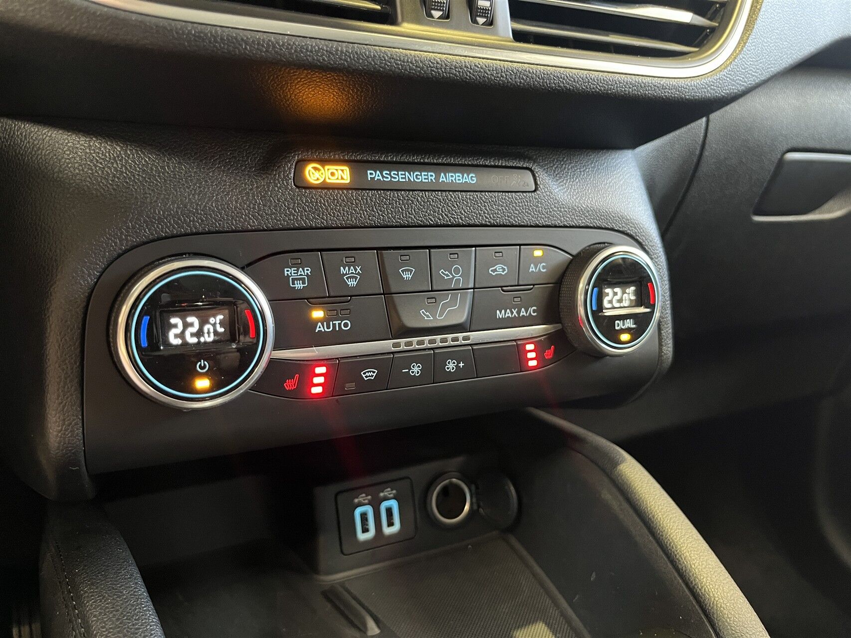 Billede af Ford Kuga 2,5 Plugin-hybrid Titanium CVT 225HK 5d Trinl. Gear