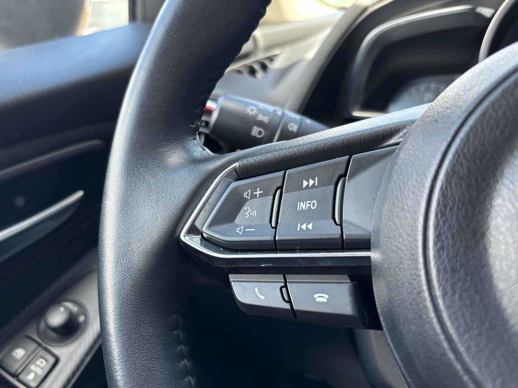 Billede af Mazda 2 1,5 Skyactiv-G Homura AKA 90HK 5d 6g Aut.
