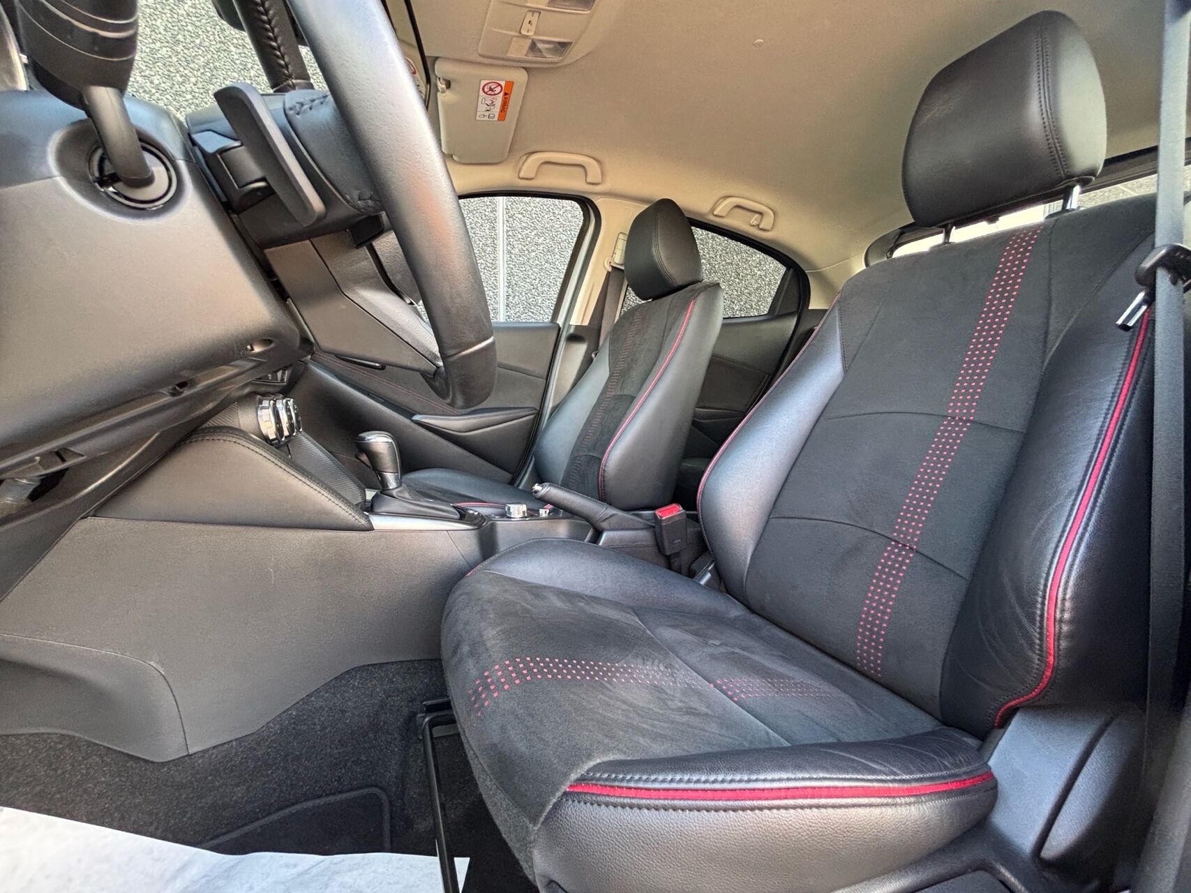 Billede af Mazda 2 1,5 Skyactiv-G Homura AKA 90HK 5d 6g Aut.