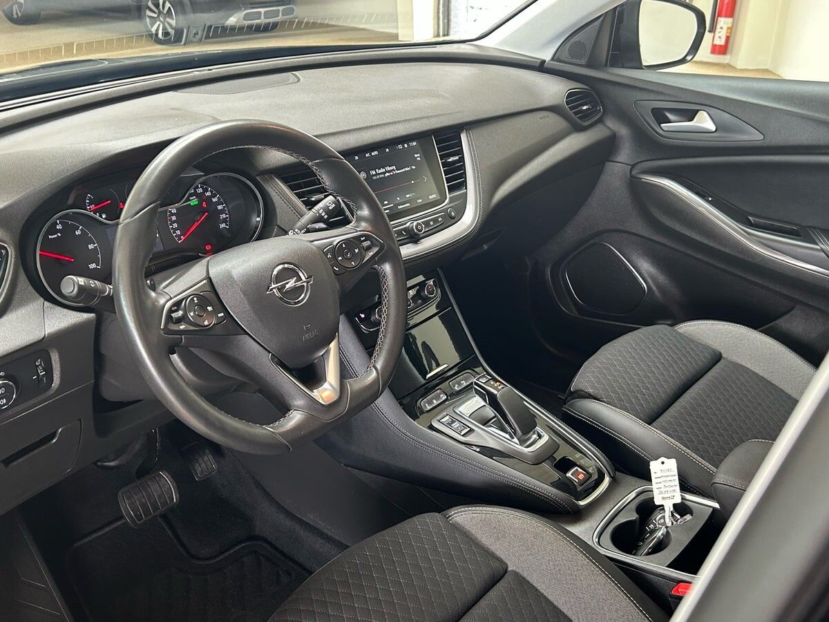 Billede af Opel Grandland X 1,6 PHEV  Plugin-hybrid Ultimate 225HK 5d 8g Aut.