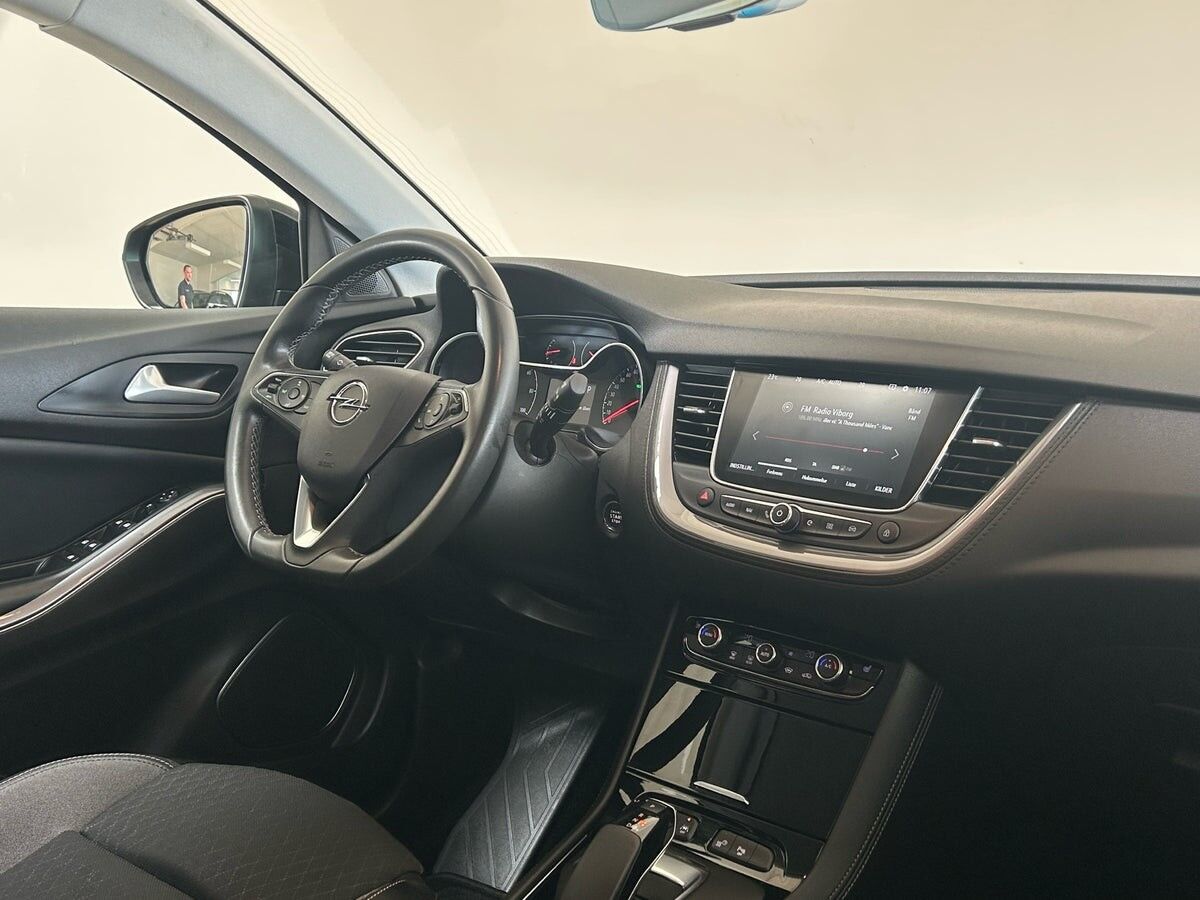 Billede af Opel Grandland X 1,6 PHEV  Plugin-hybrid Ultimate 225HK 5d 8g Aut.