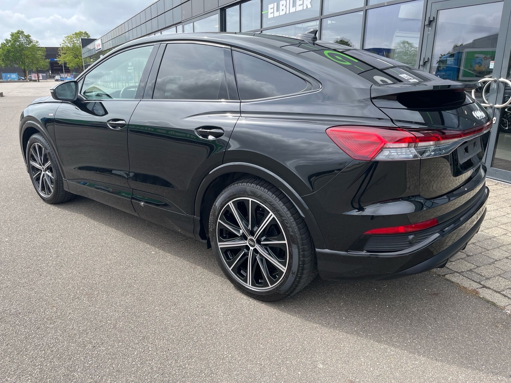 Billede af Audi Q4 Sportback 40 E-tron S Line 204HK 5d Aut.