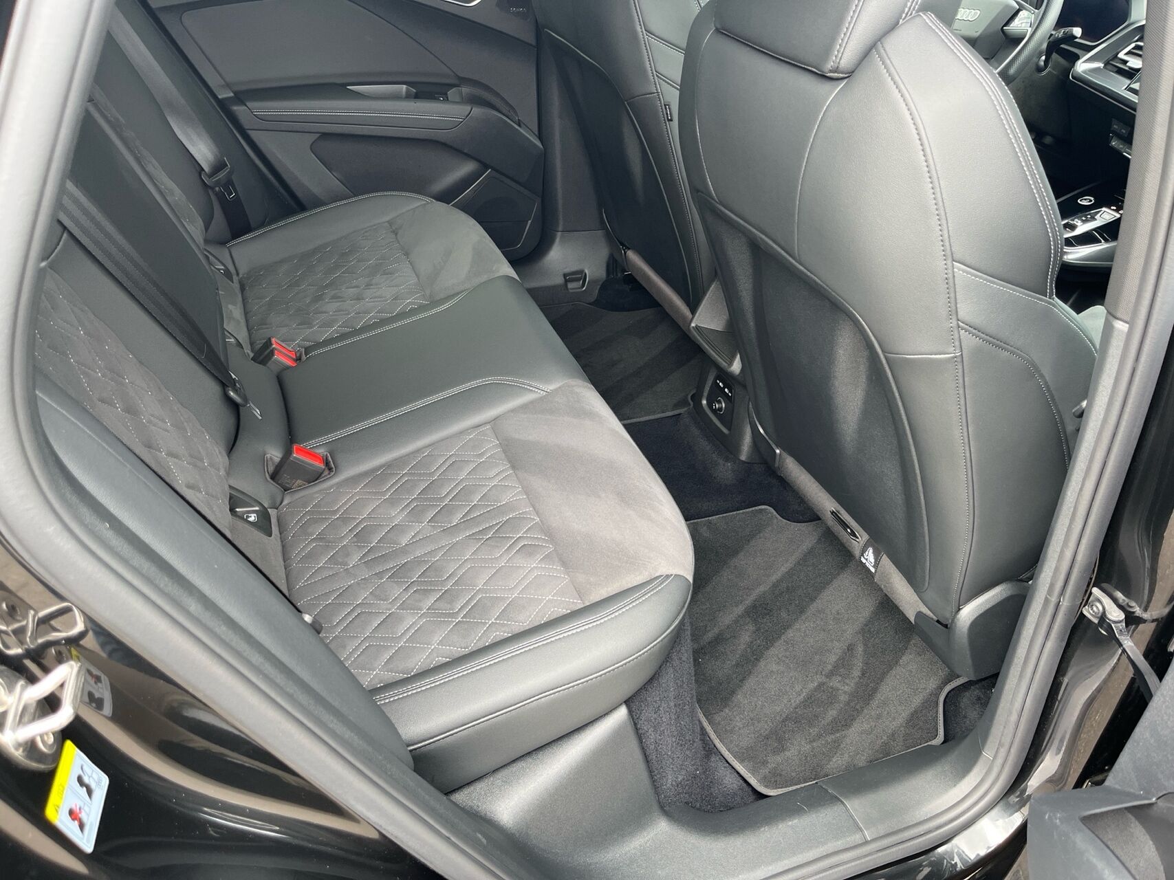 Billede af Audi Q4 Sportback 40 E-tron S Line 204HK 5d Aut.