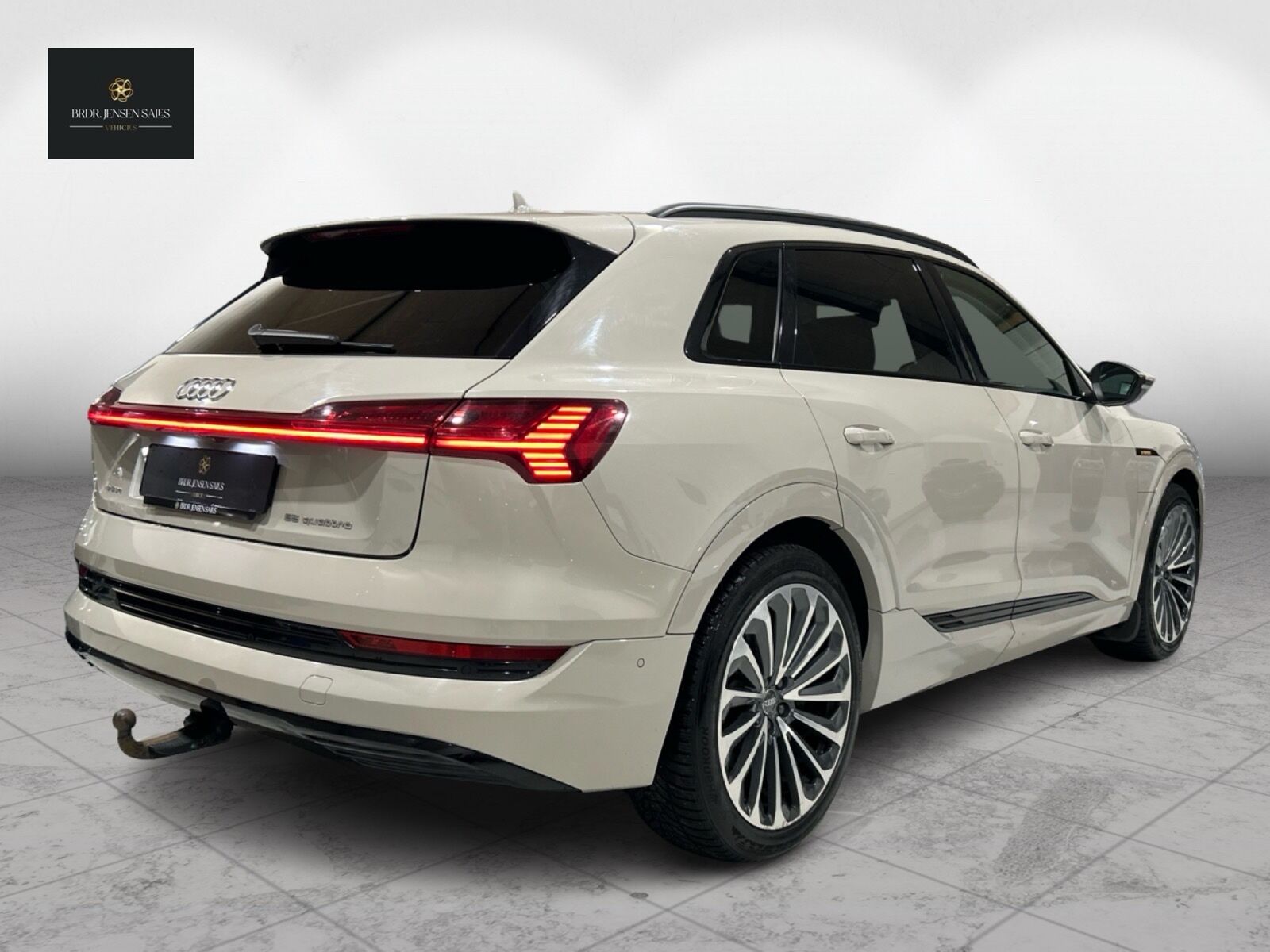Billede af Audi E-tron 55 Advanced Quattro 408HK 5d Aut.