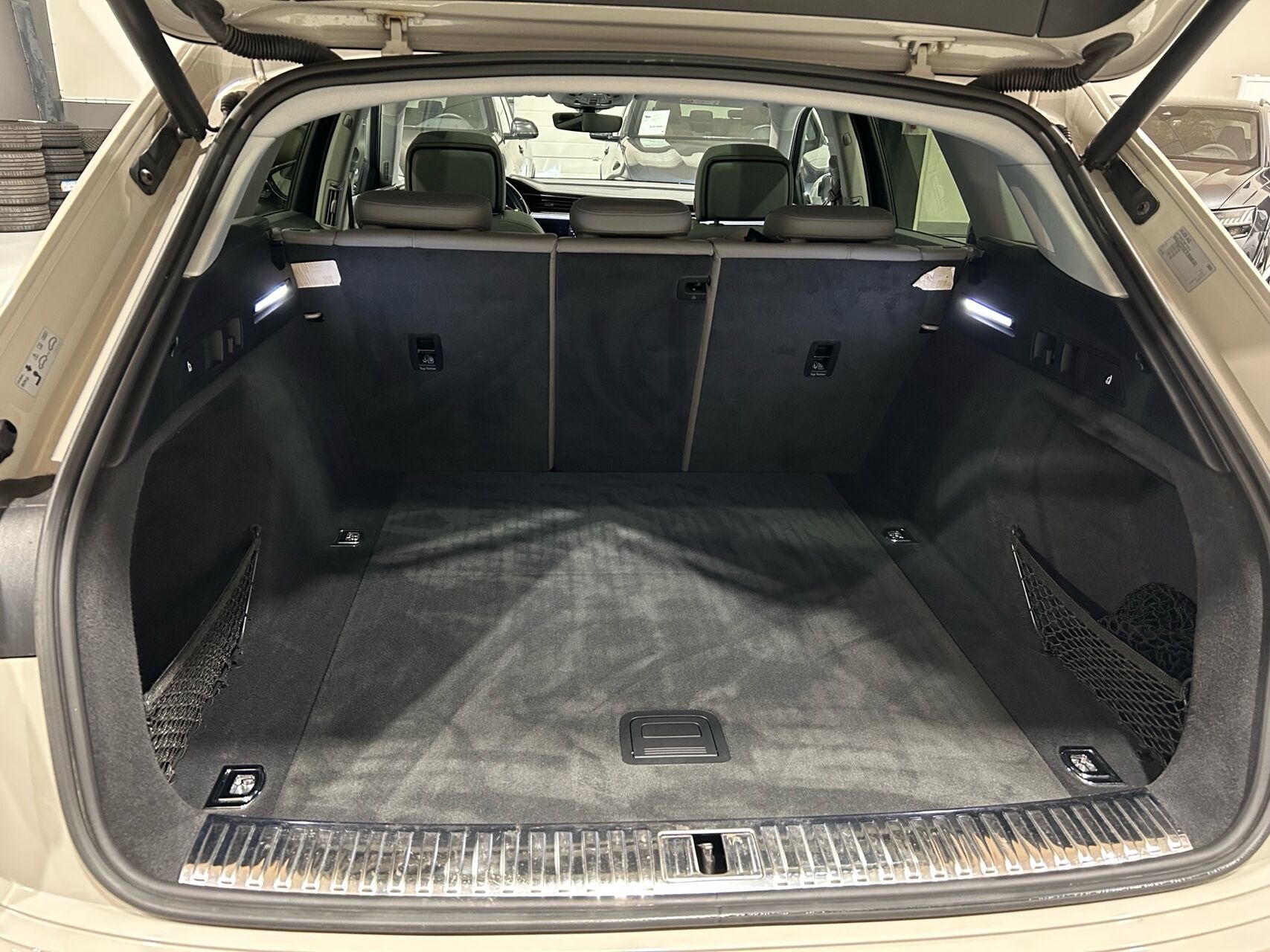 Billede af Audi E-tron 55 Advanced Quattro 408HK 5d Aut.
