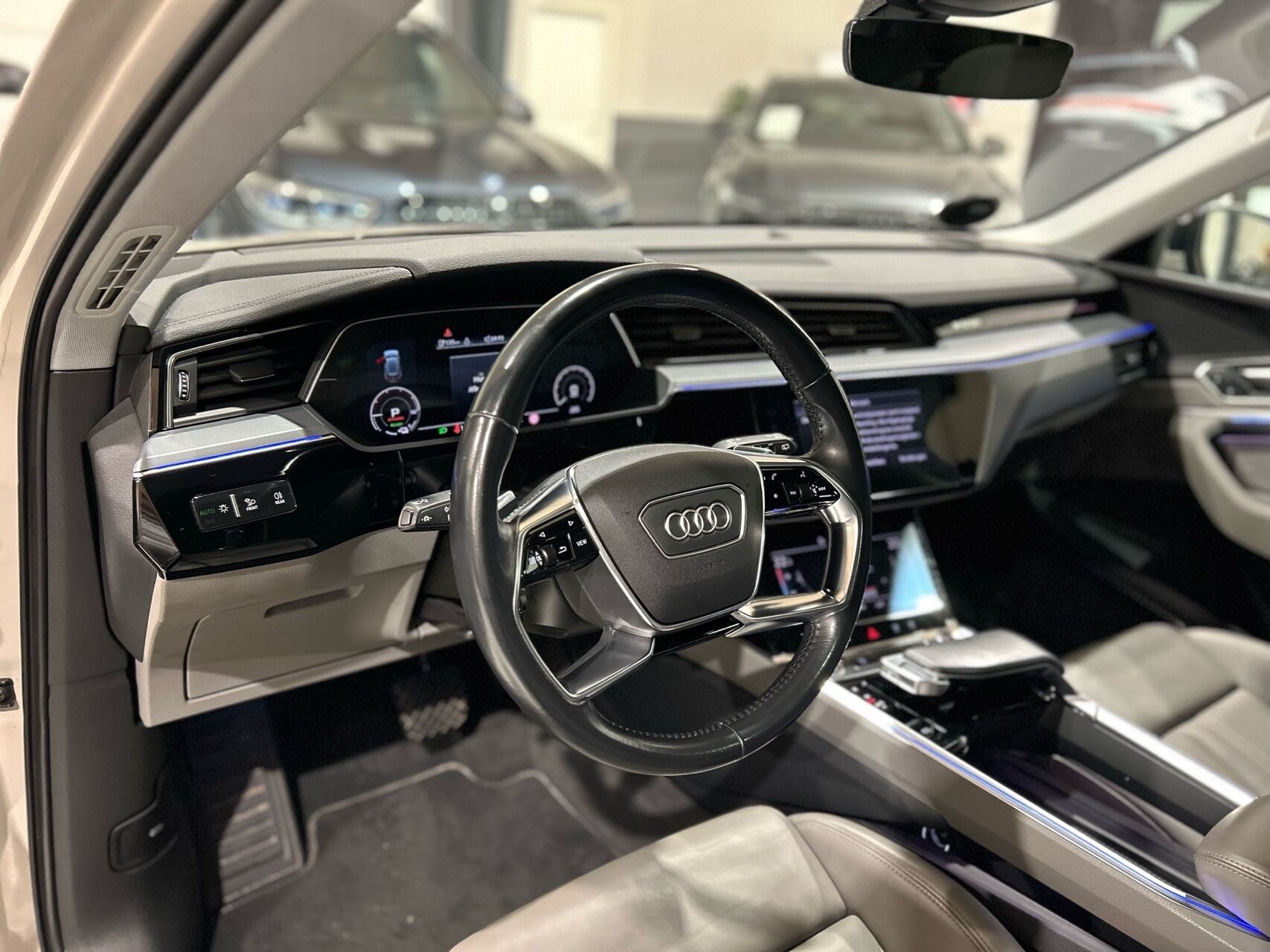 Billede af Audi E-tron 55 Advanced Quattro 408HK 5d Aut.