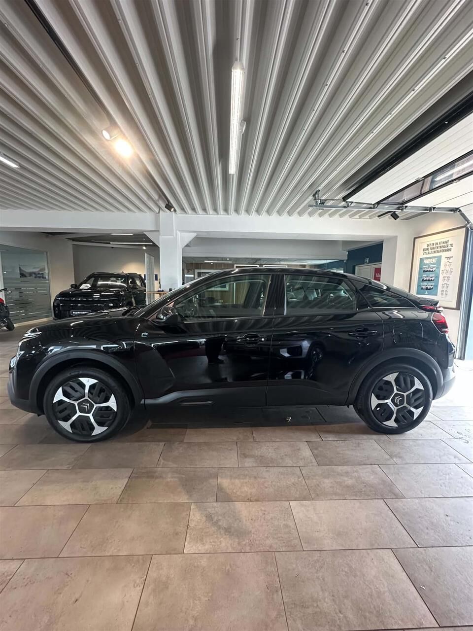 Billede af Citroën e-C4 EL You! 136HK 5d Aut.