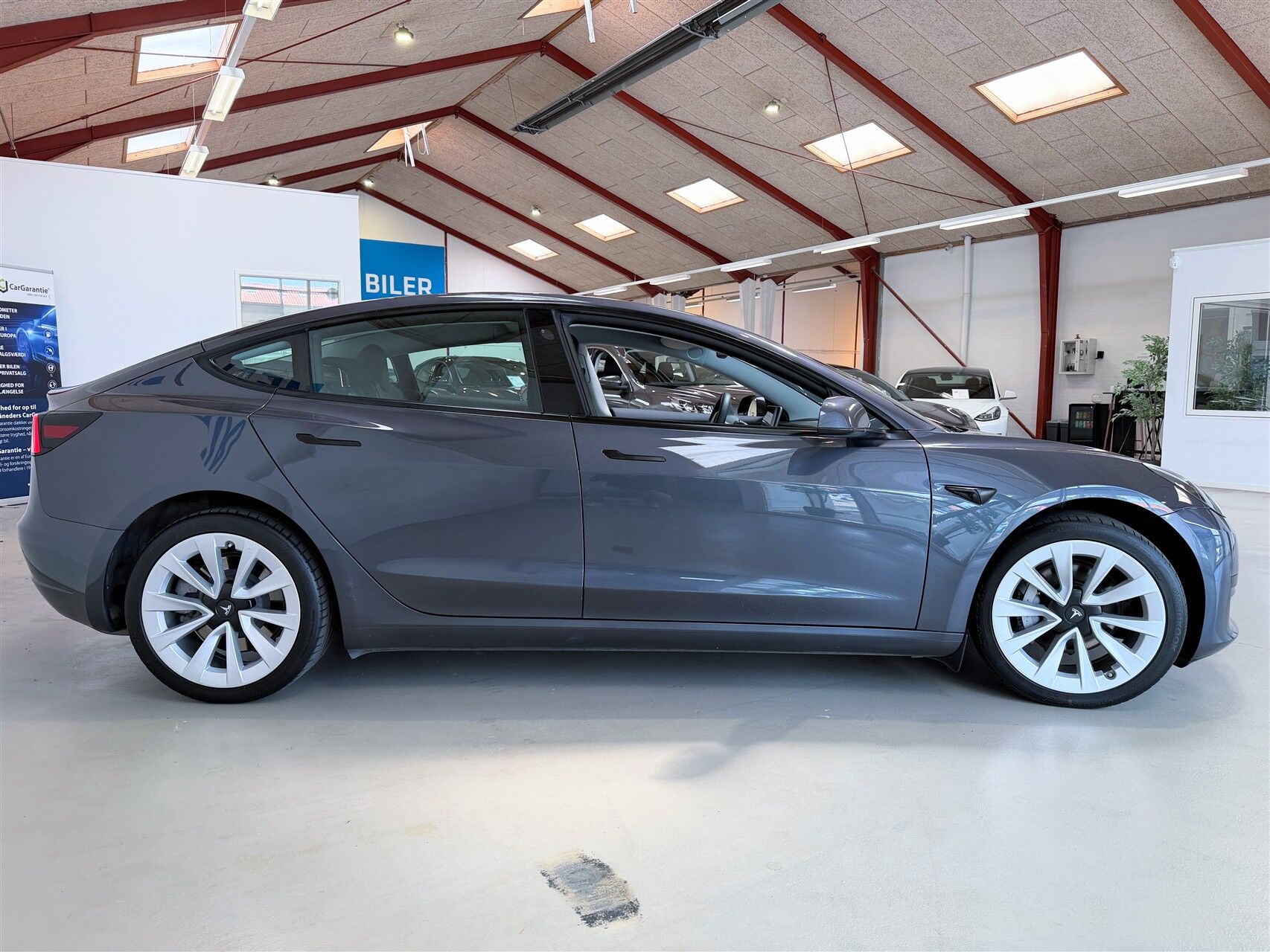 Billede af Tesla Model 3 EL Standard Range 283HK Aut.