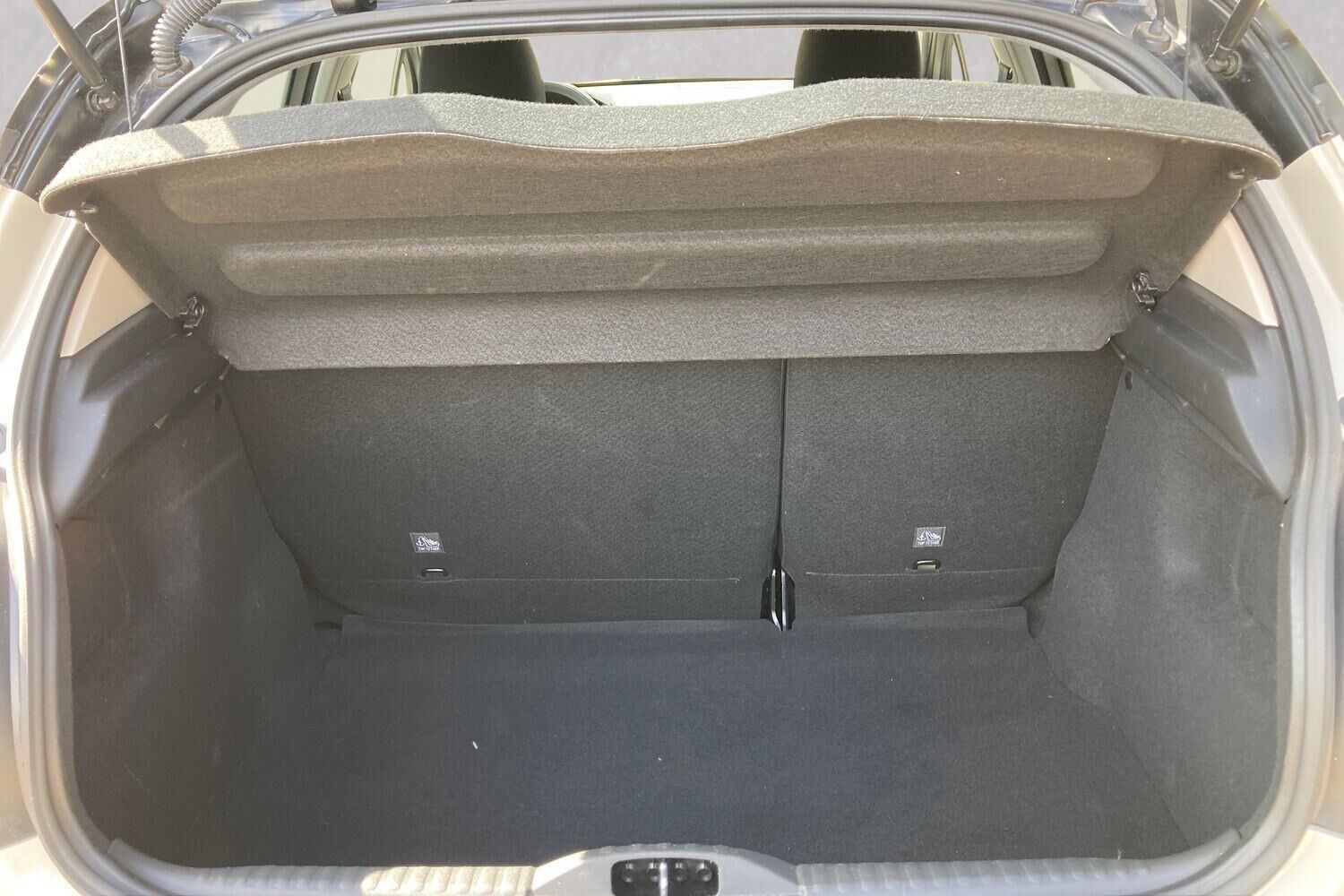 Billede af Citroën C3 1,2 PureTech Attraction 83HK 5d